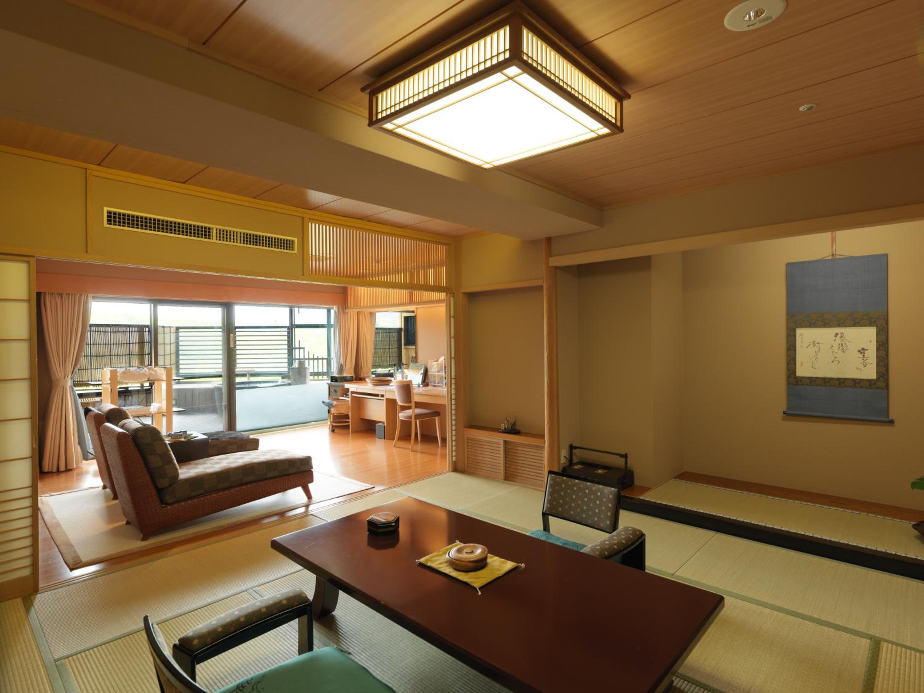 Japanese-Style Deluxe Room with Open Air Bath - Non-Smoking - Buffet Breakfast + Buffet Dinner Included - Photo 1