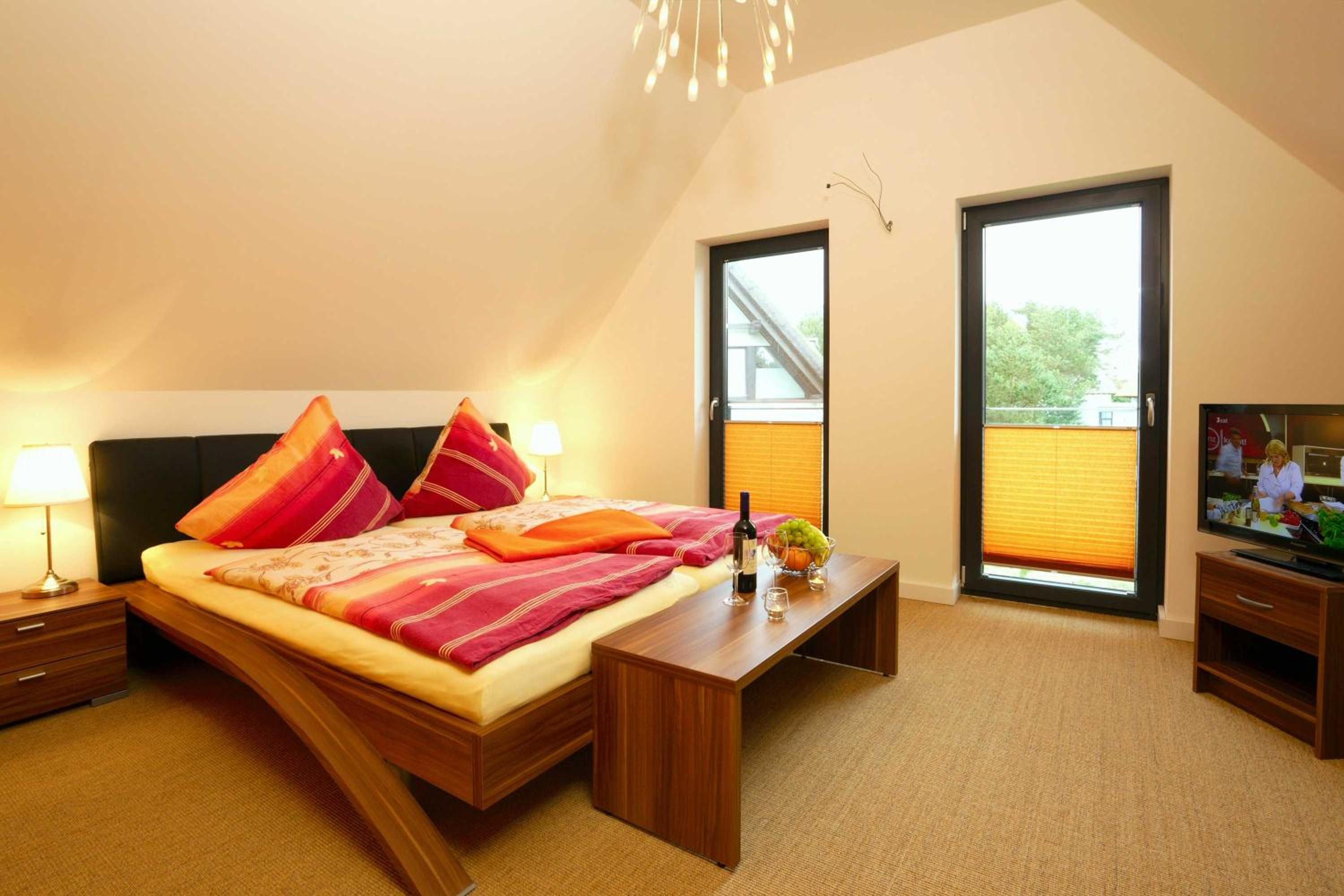 Three-Bedroom House photo 2