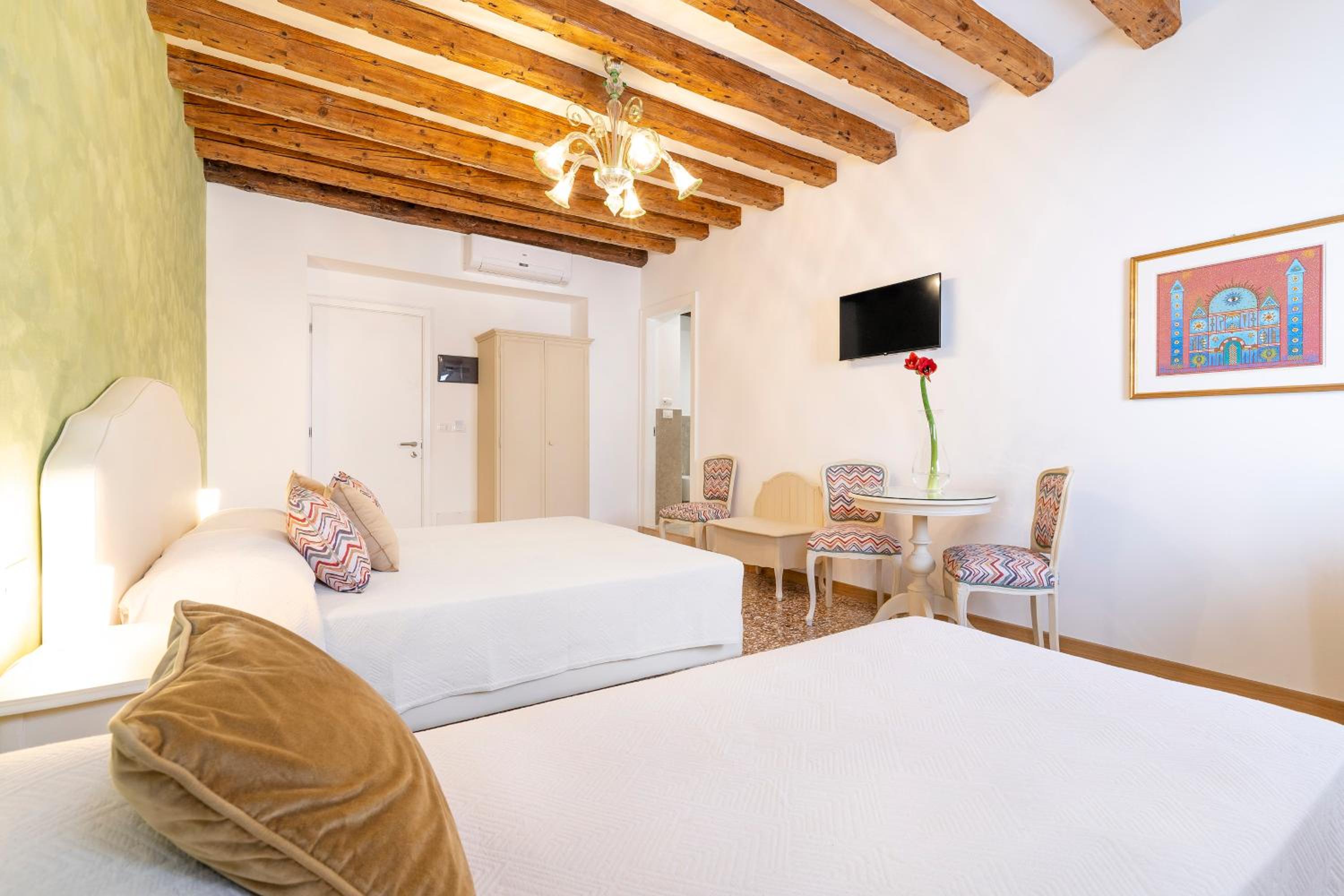 Triple Room photo 2