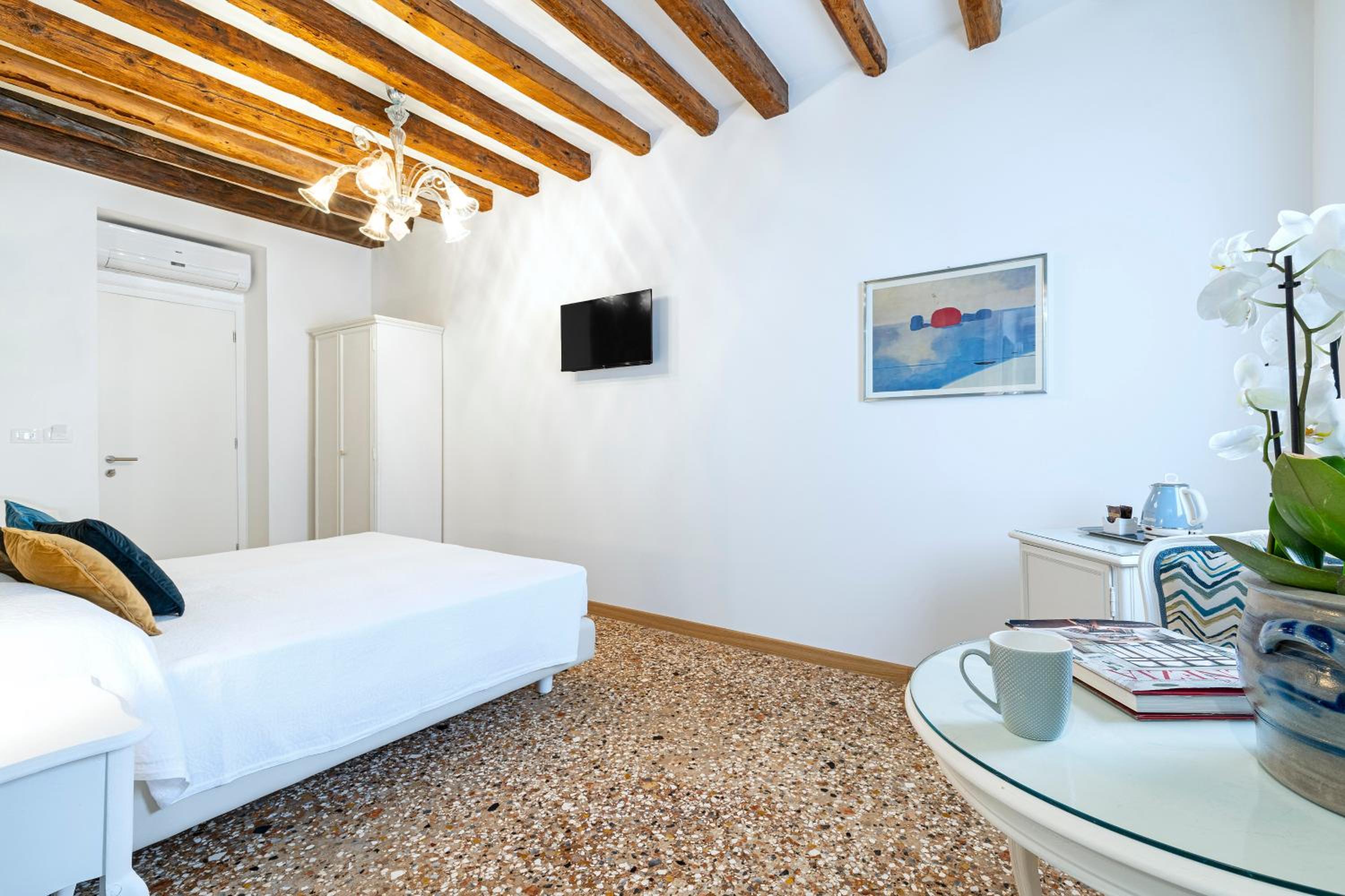 Large Double Room