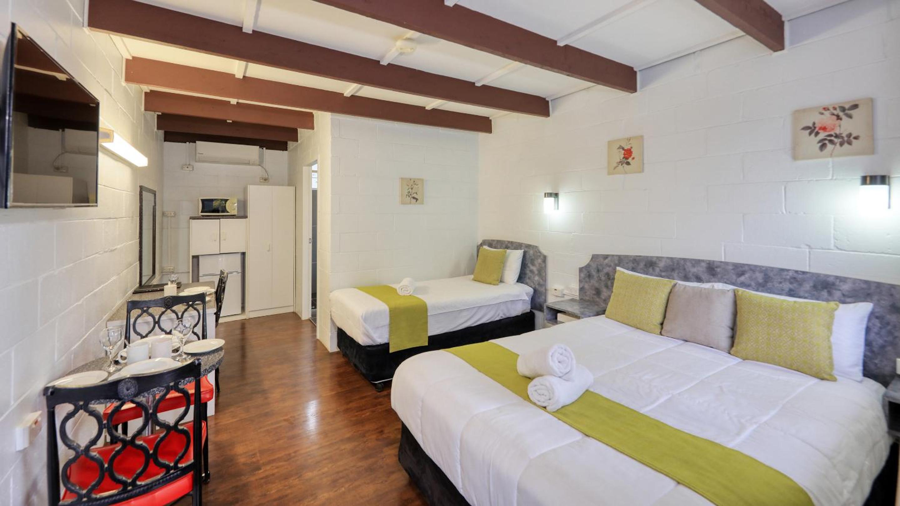 Deluxe Double or Twin Room photo 1