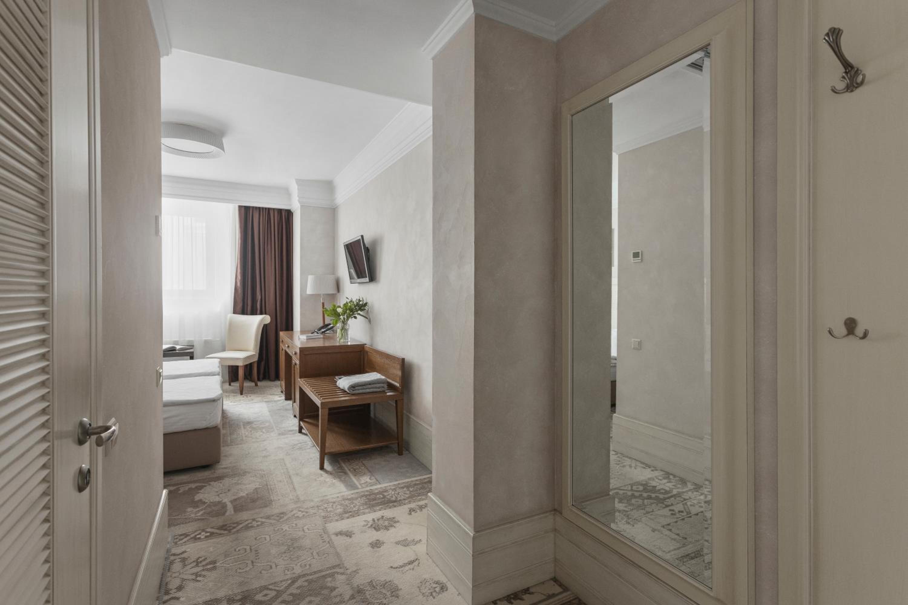 Superior Double Room photo 2