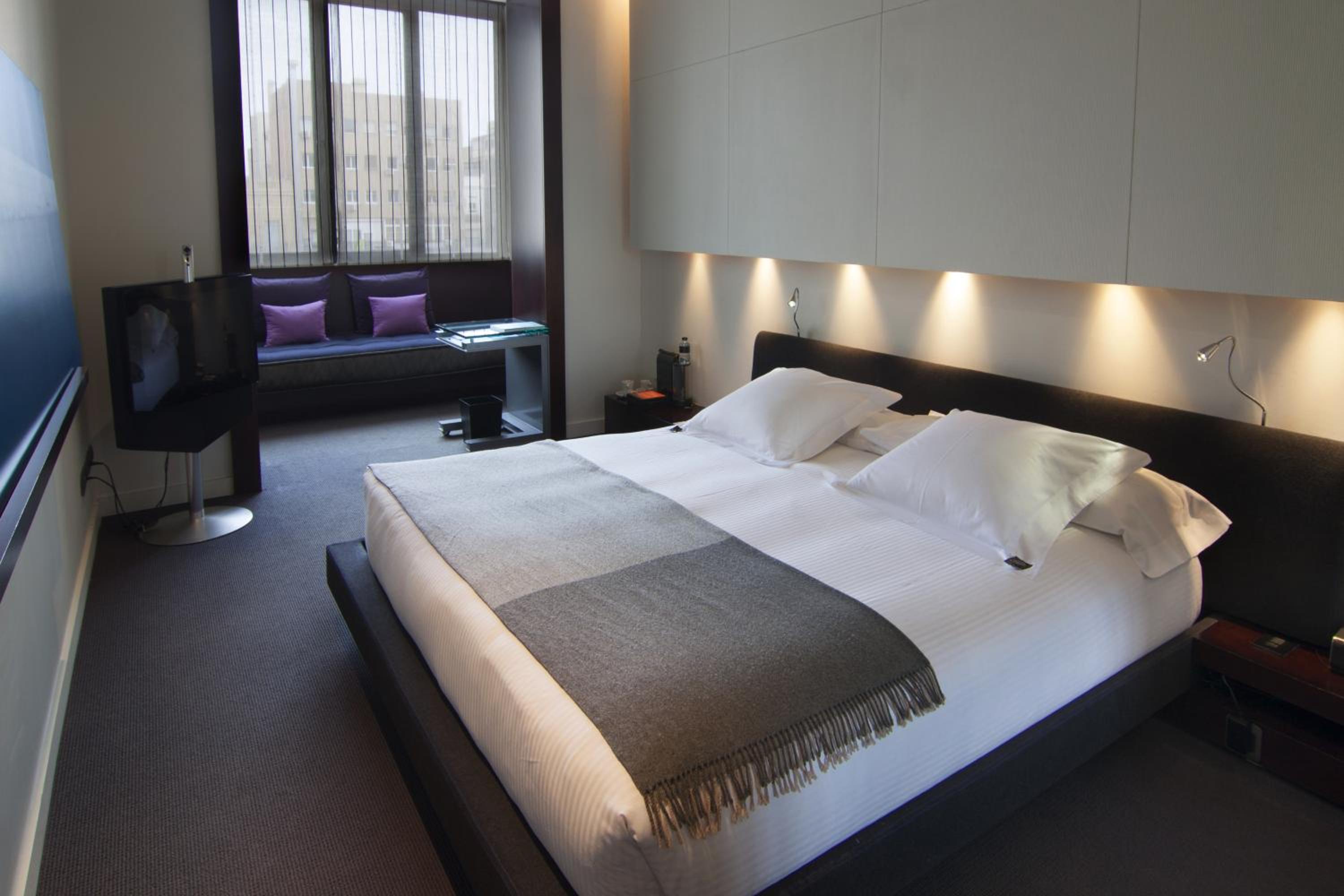 Double Room with Extra Bed photo 2