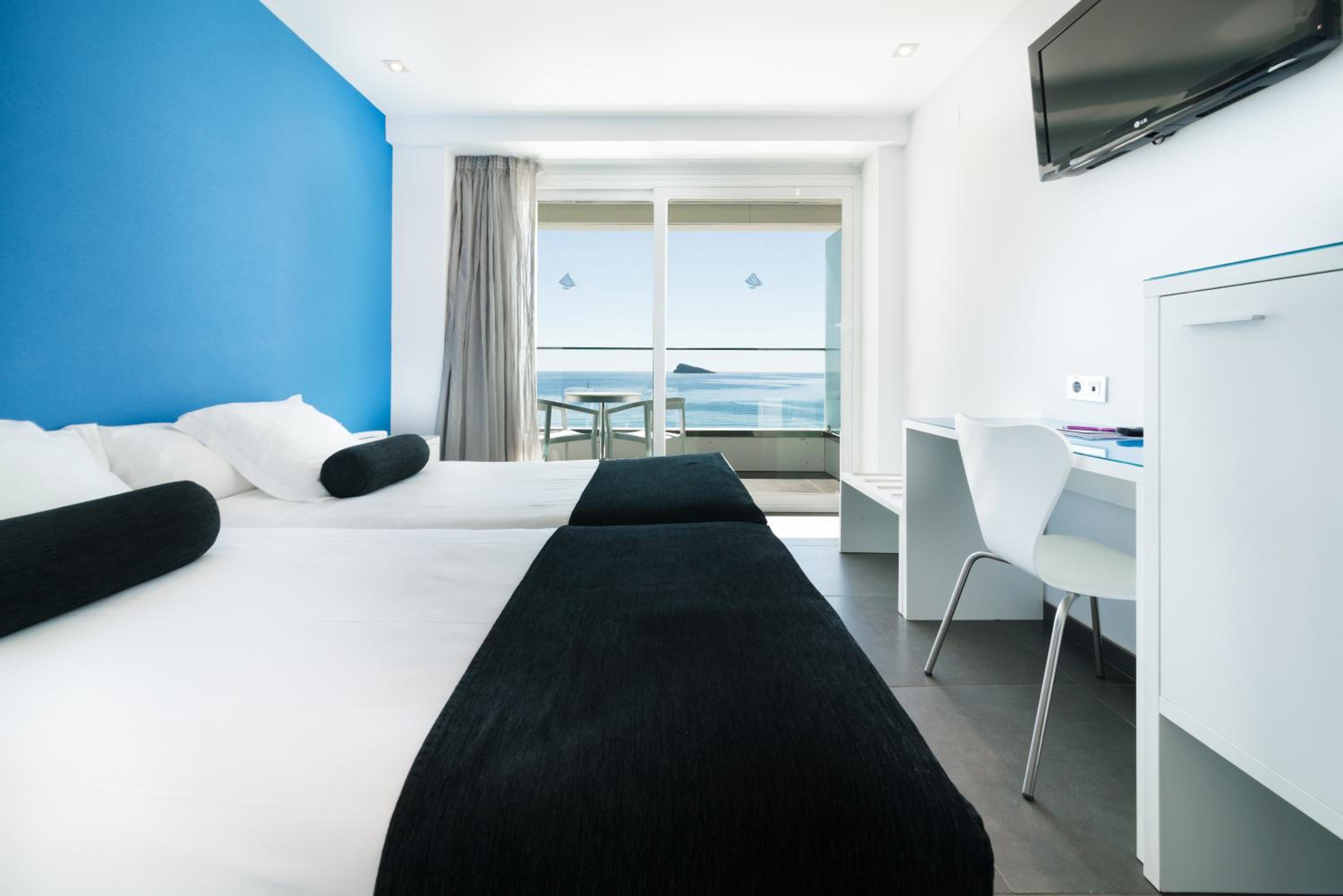 Suite Junior con Vista al Mar y Terraza 1 - 2 camas