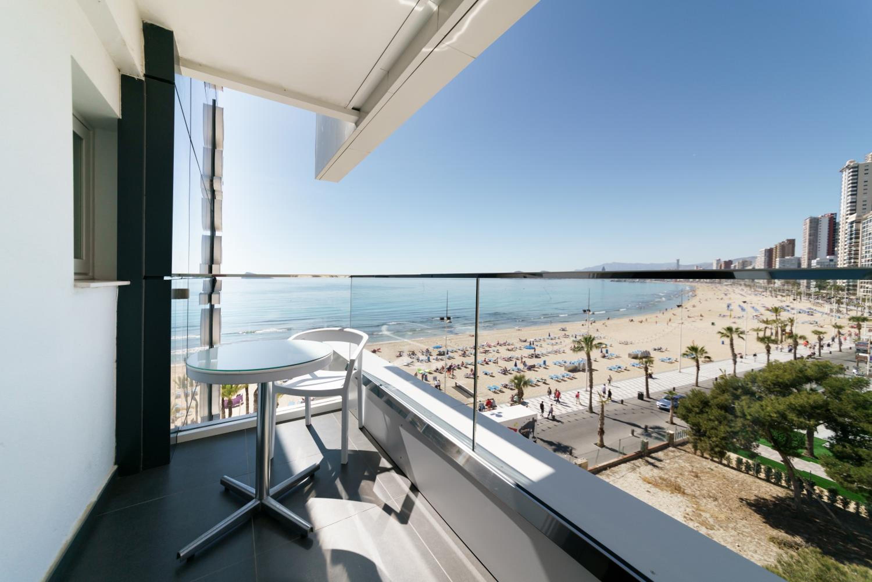 Junior Suite with Sea View and Terrace 1 - 2 beds