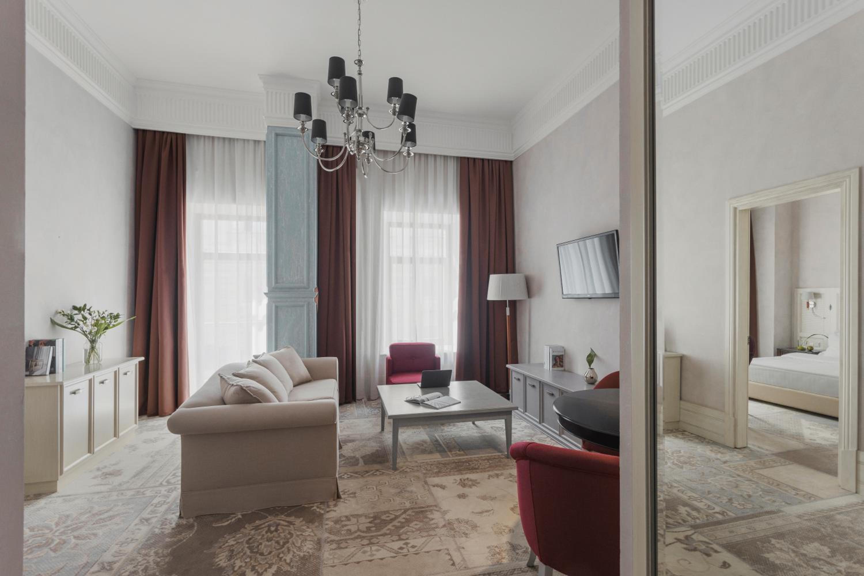 Presidential Suite photo 3