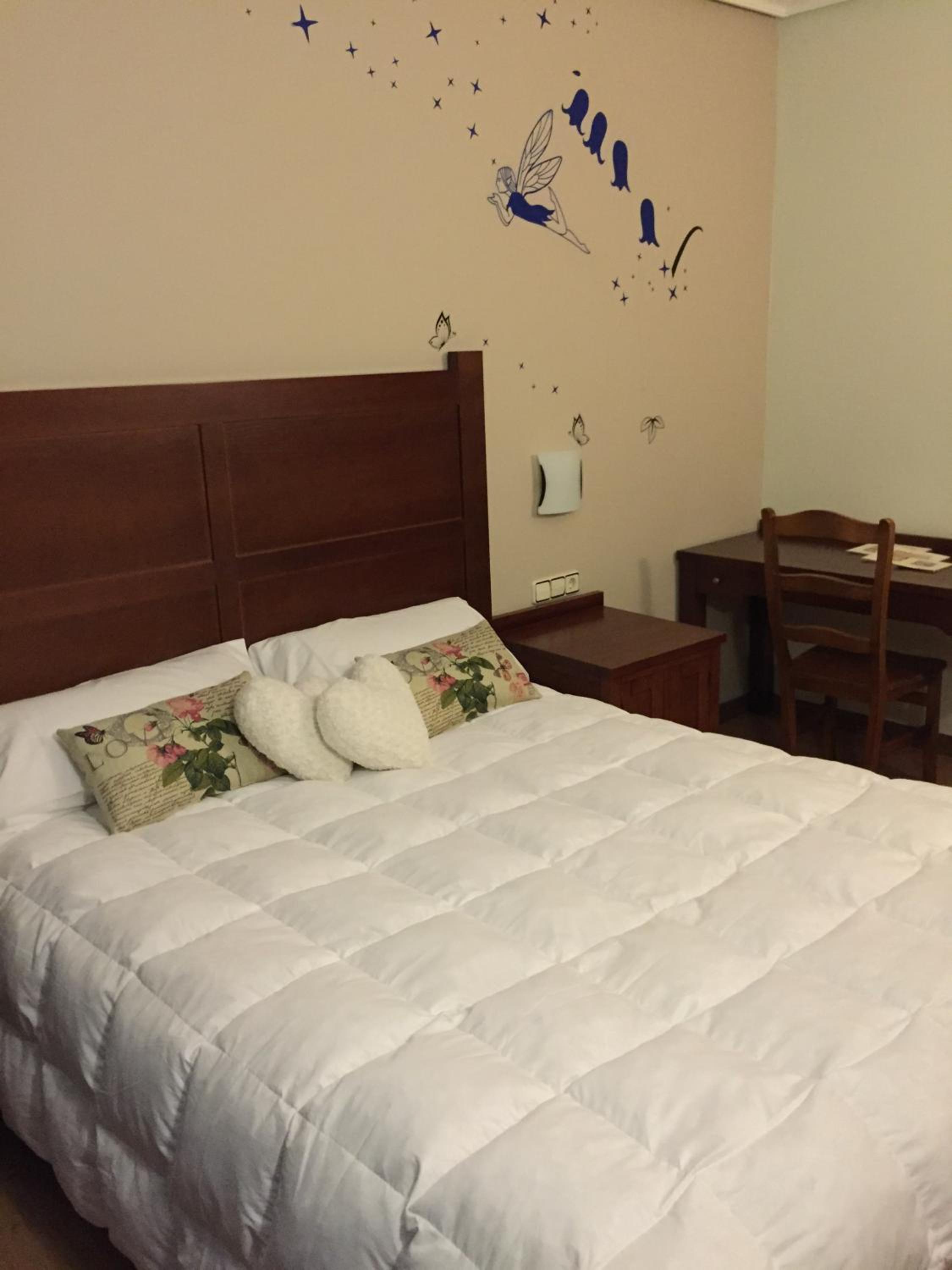 Double or Twin Room photo 3