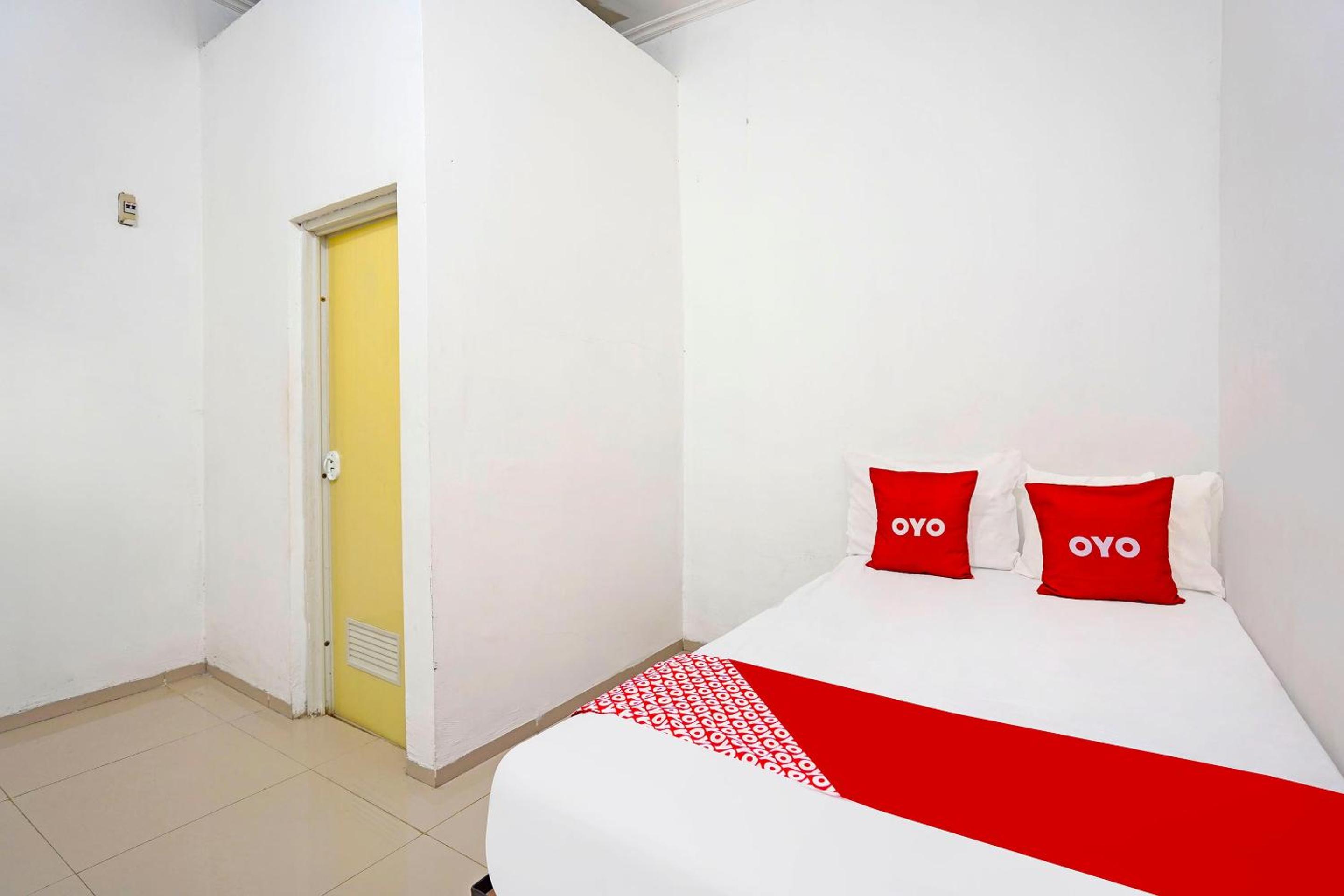 Economy Double Room photo 1