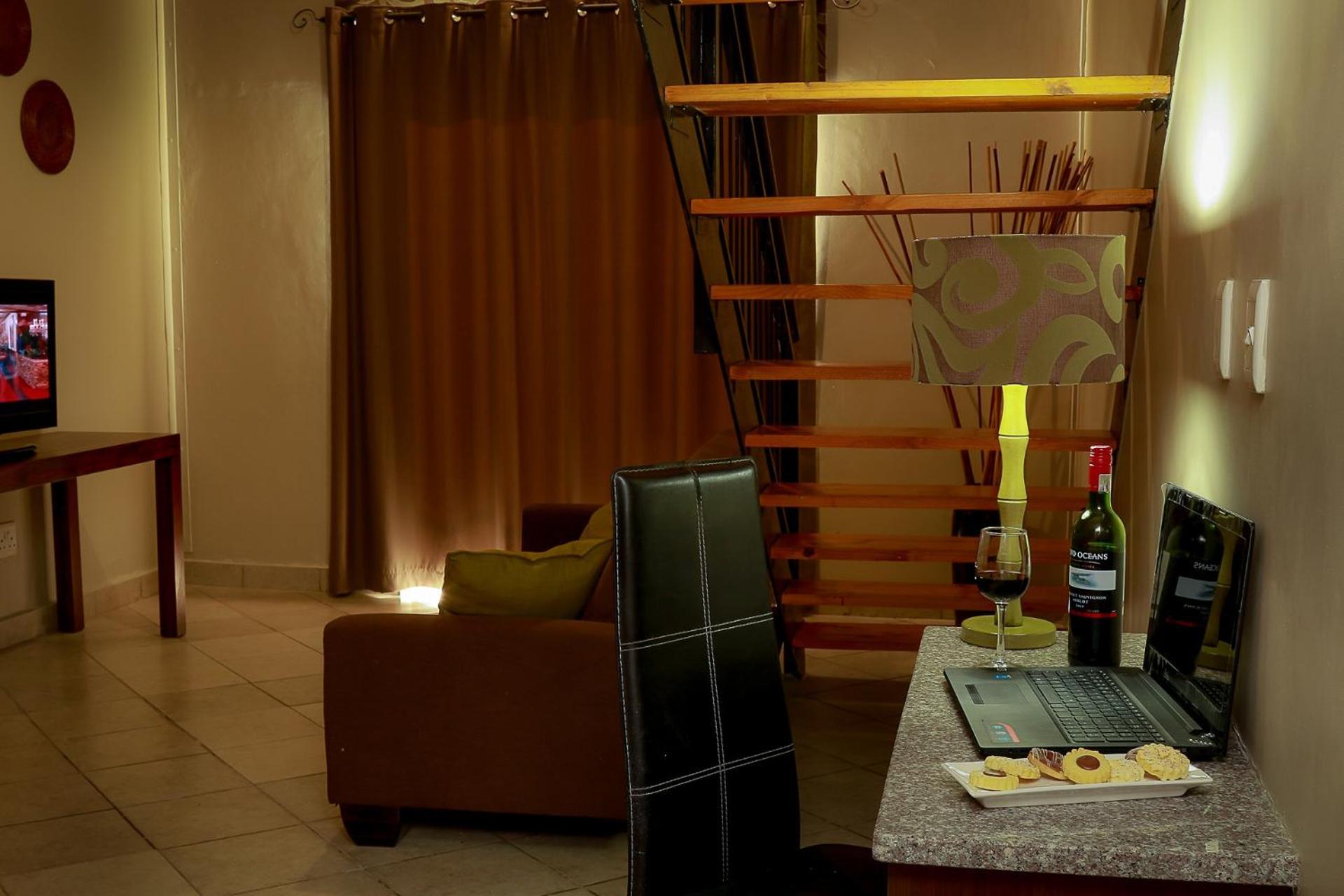 Loft Suite - Photo 1