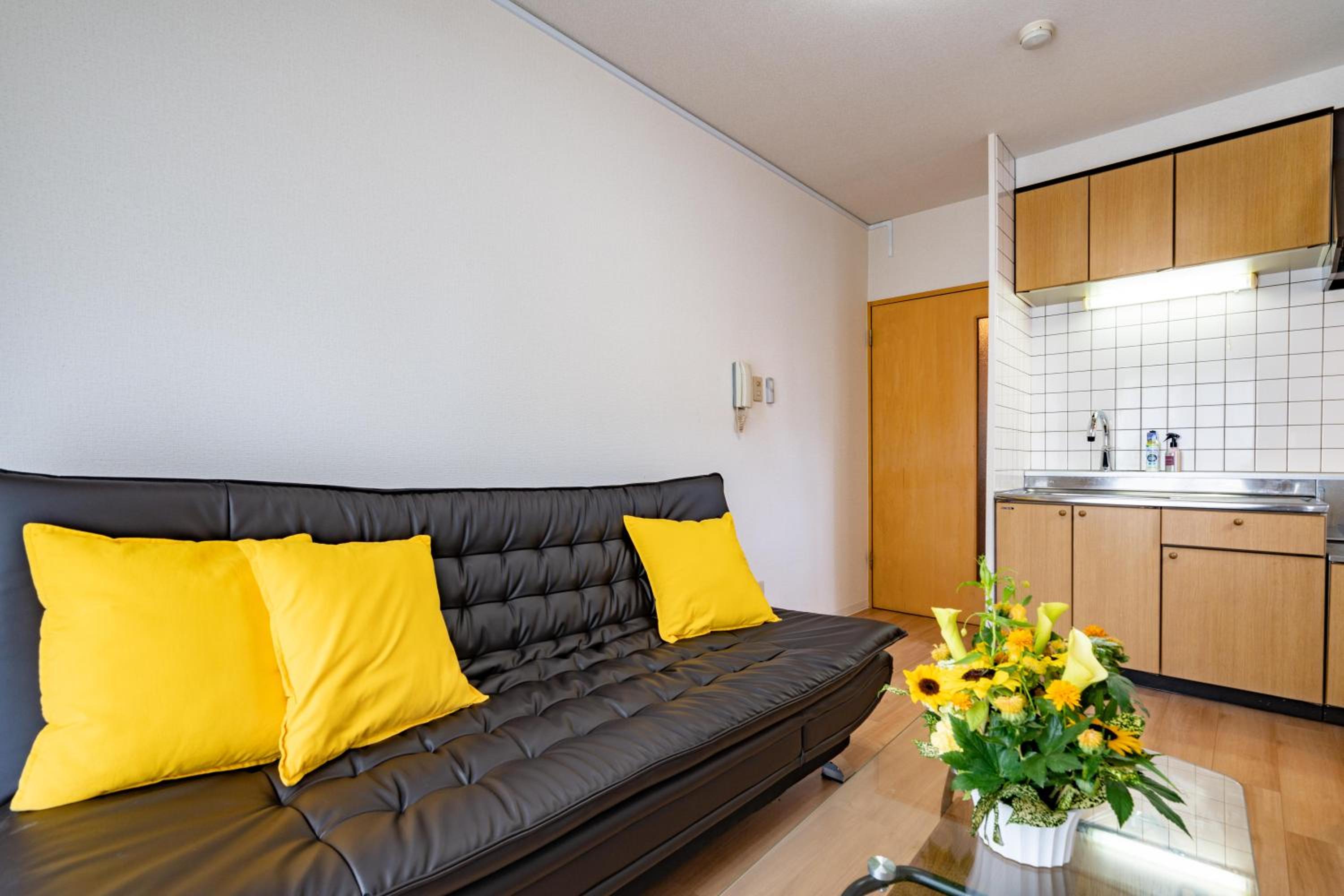 One-Bedroom Superior Apartment - Photo 17