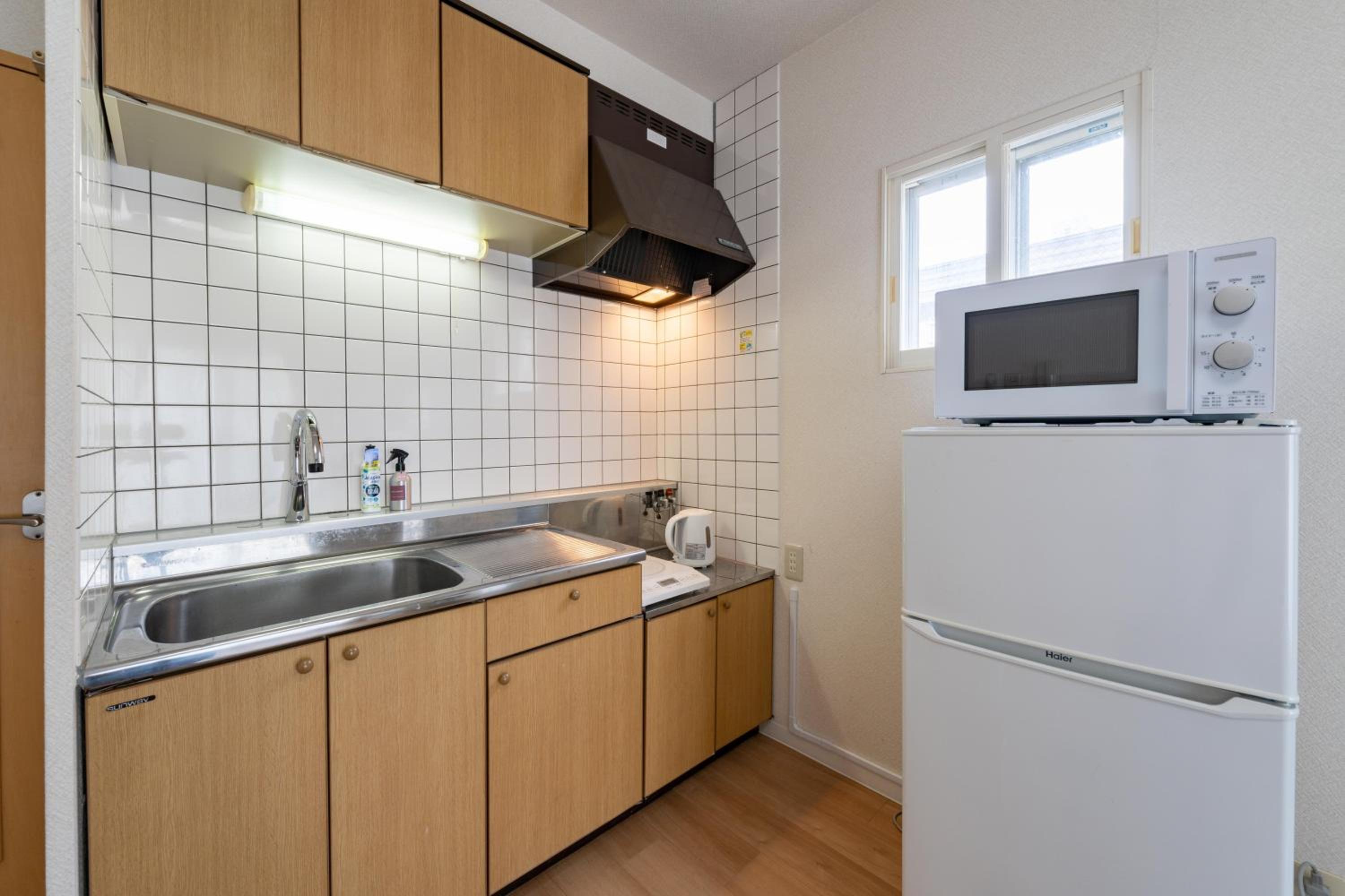 One-Bedroom Superior Apartment - Photo 9