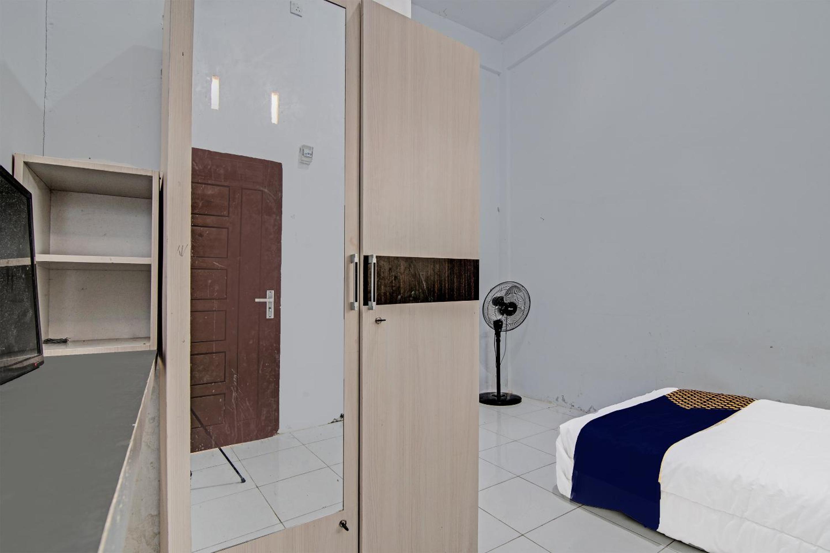 Single Room photo 3