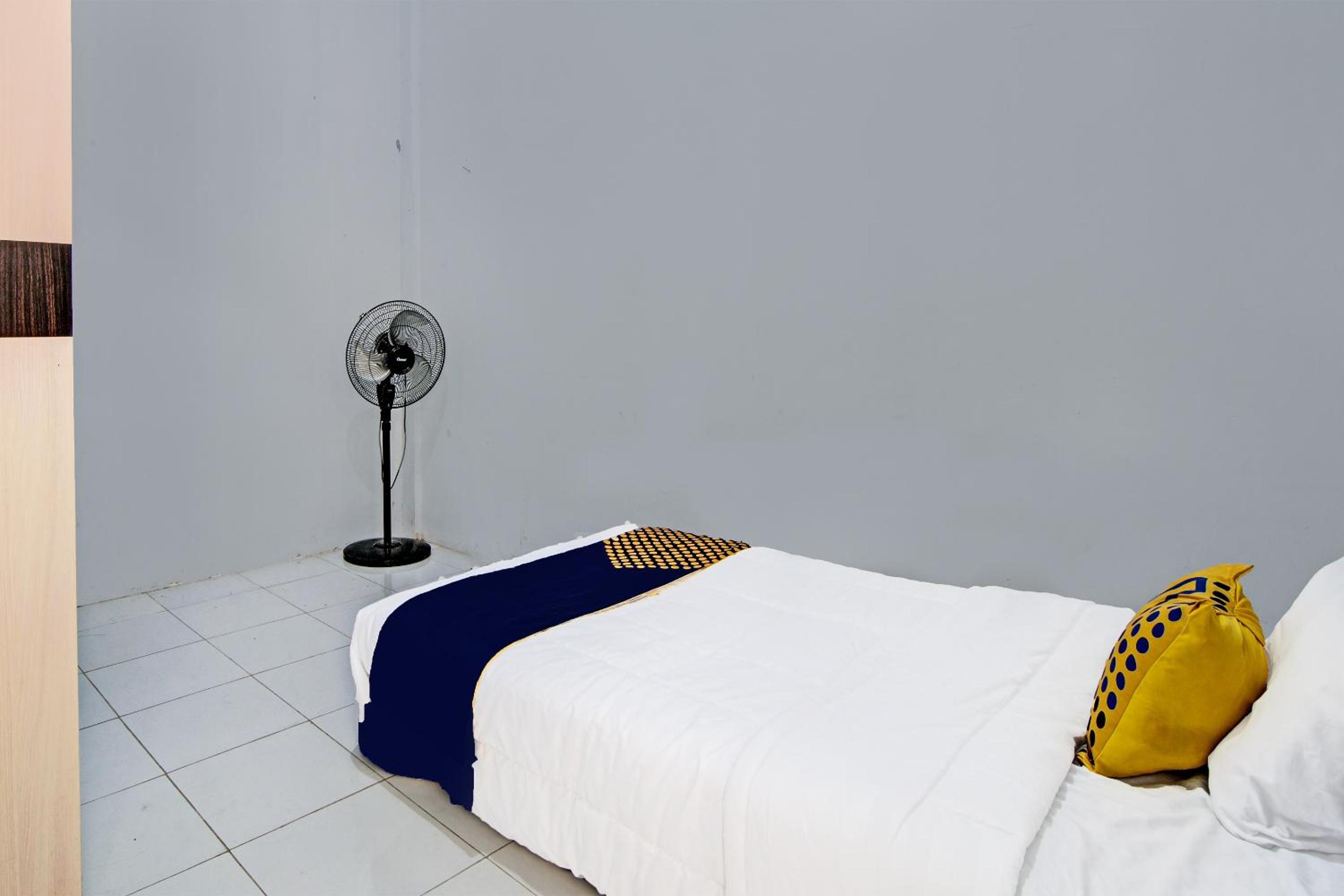 Single Room photo 2