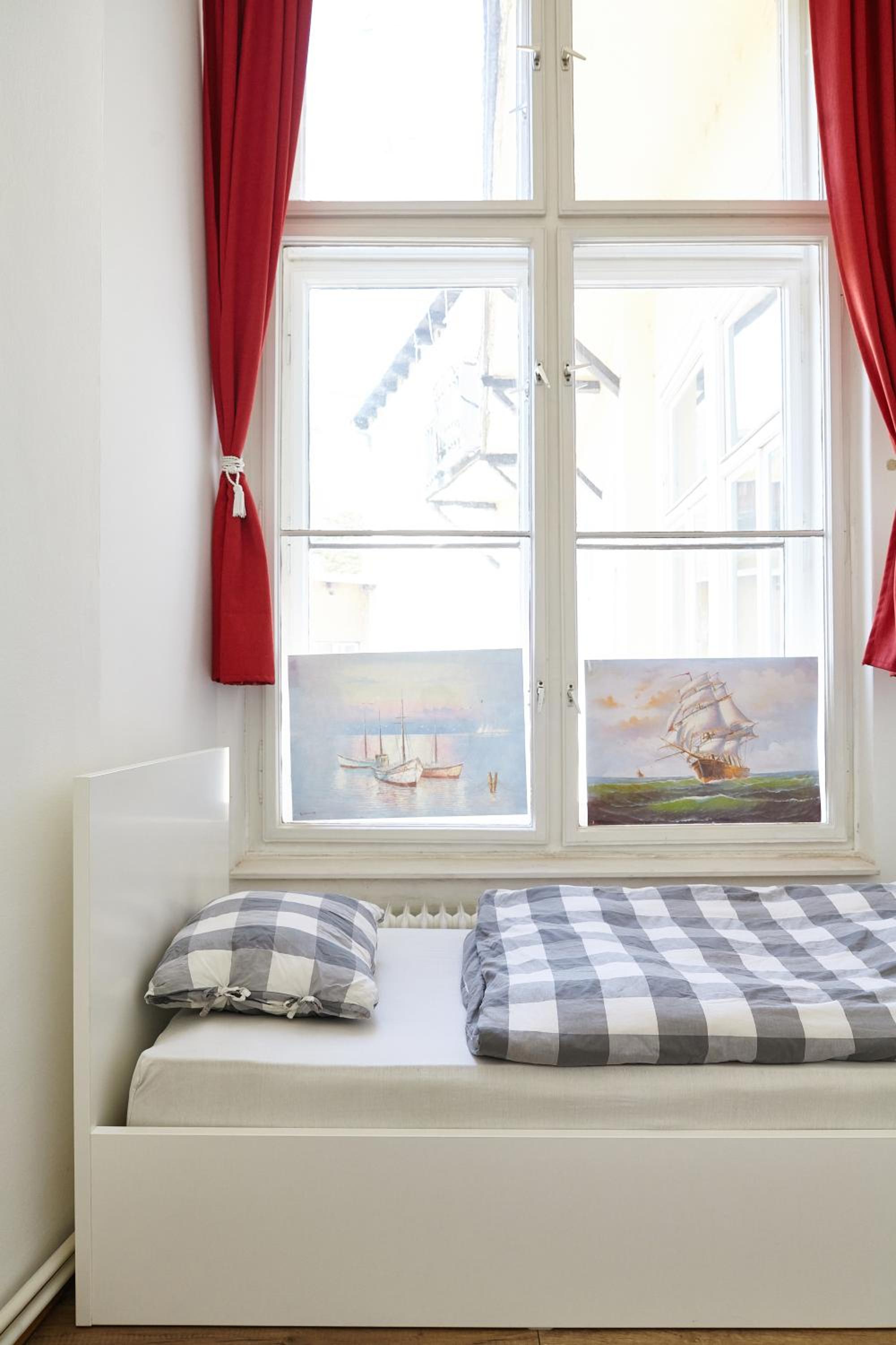 Large Single Room