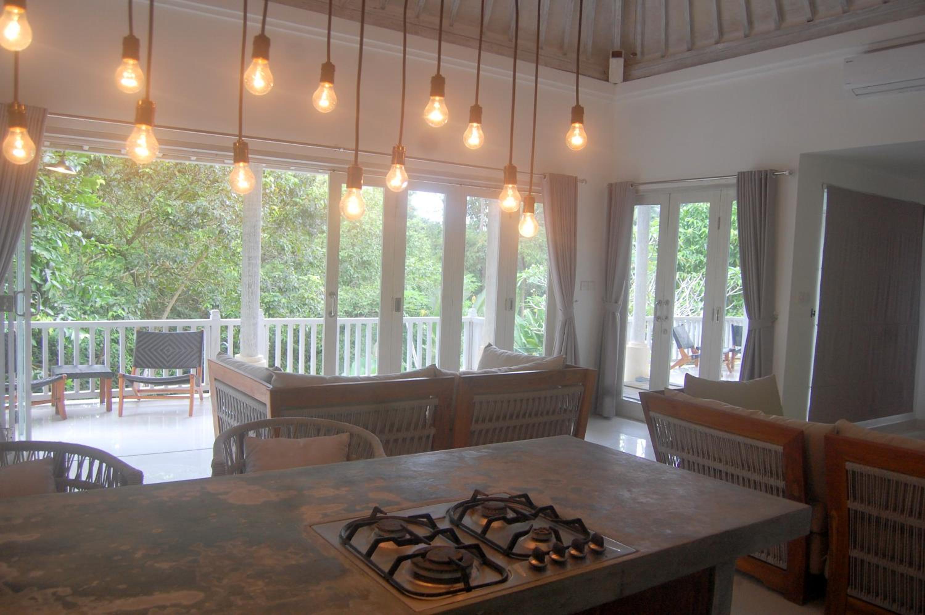 Deluxe Bungalow with Garden View - Photo 29