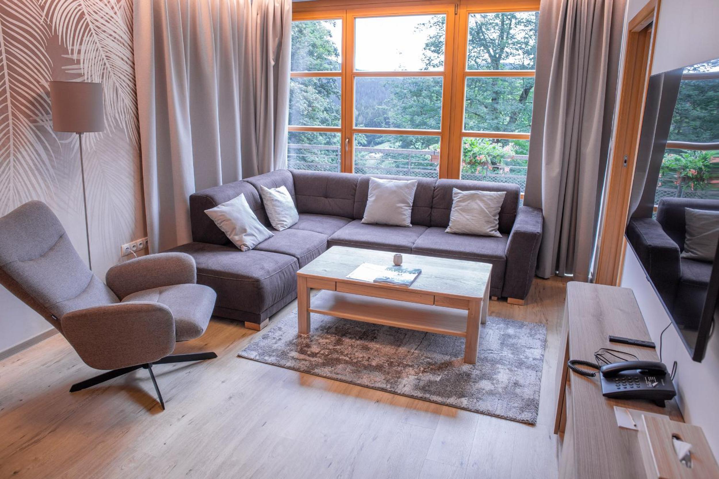 One-Bedroom Apartment with Balcony