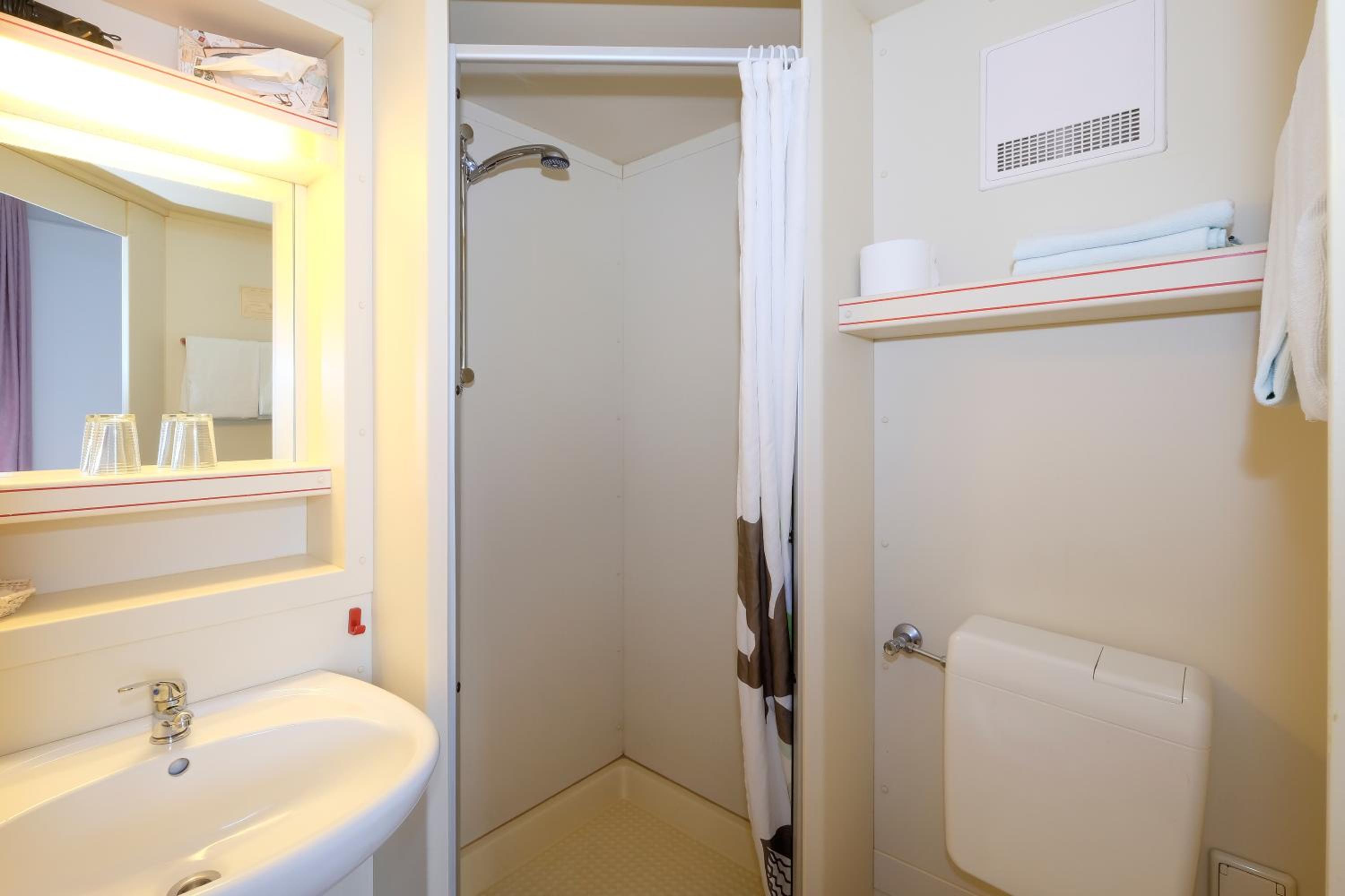 Large Double Room photo 3