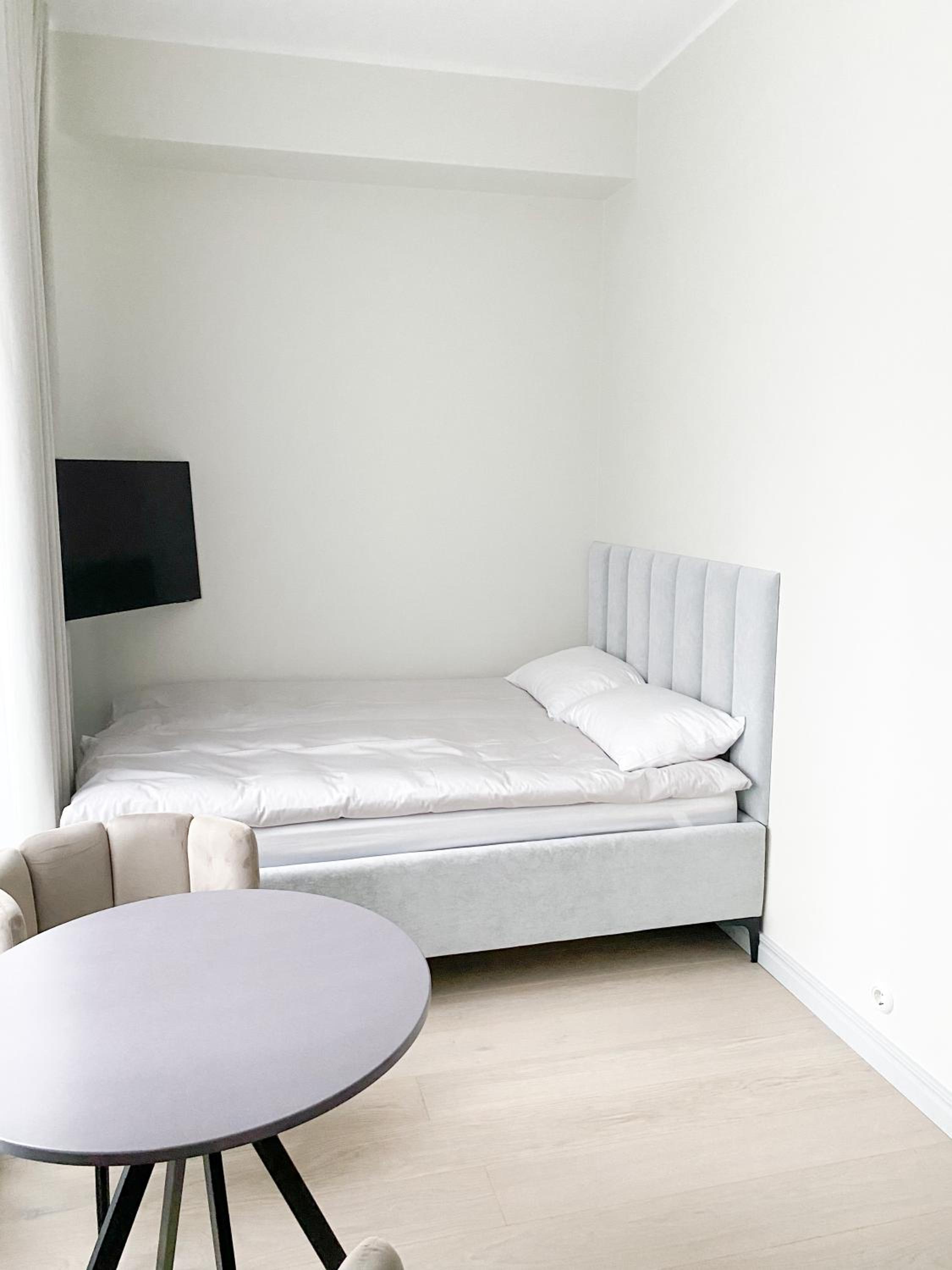 One-Bedroom Apartment - Photo 18