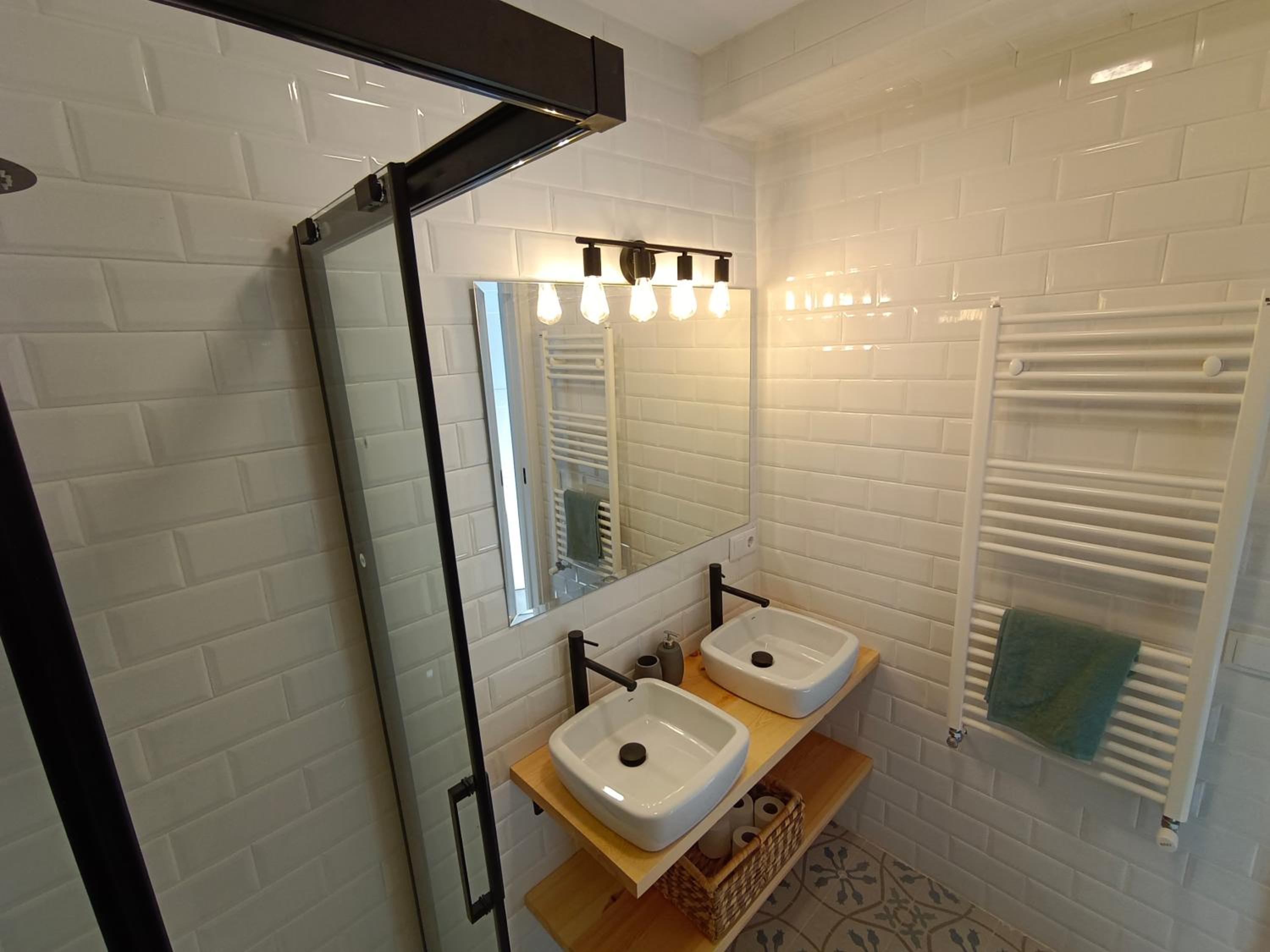 Apartment photo 2