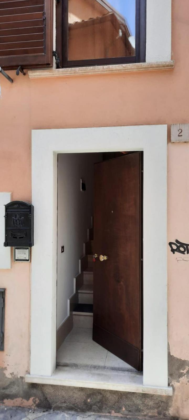 One-Bedroom House photo 2