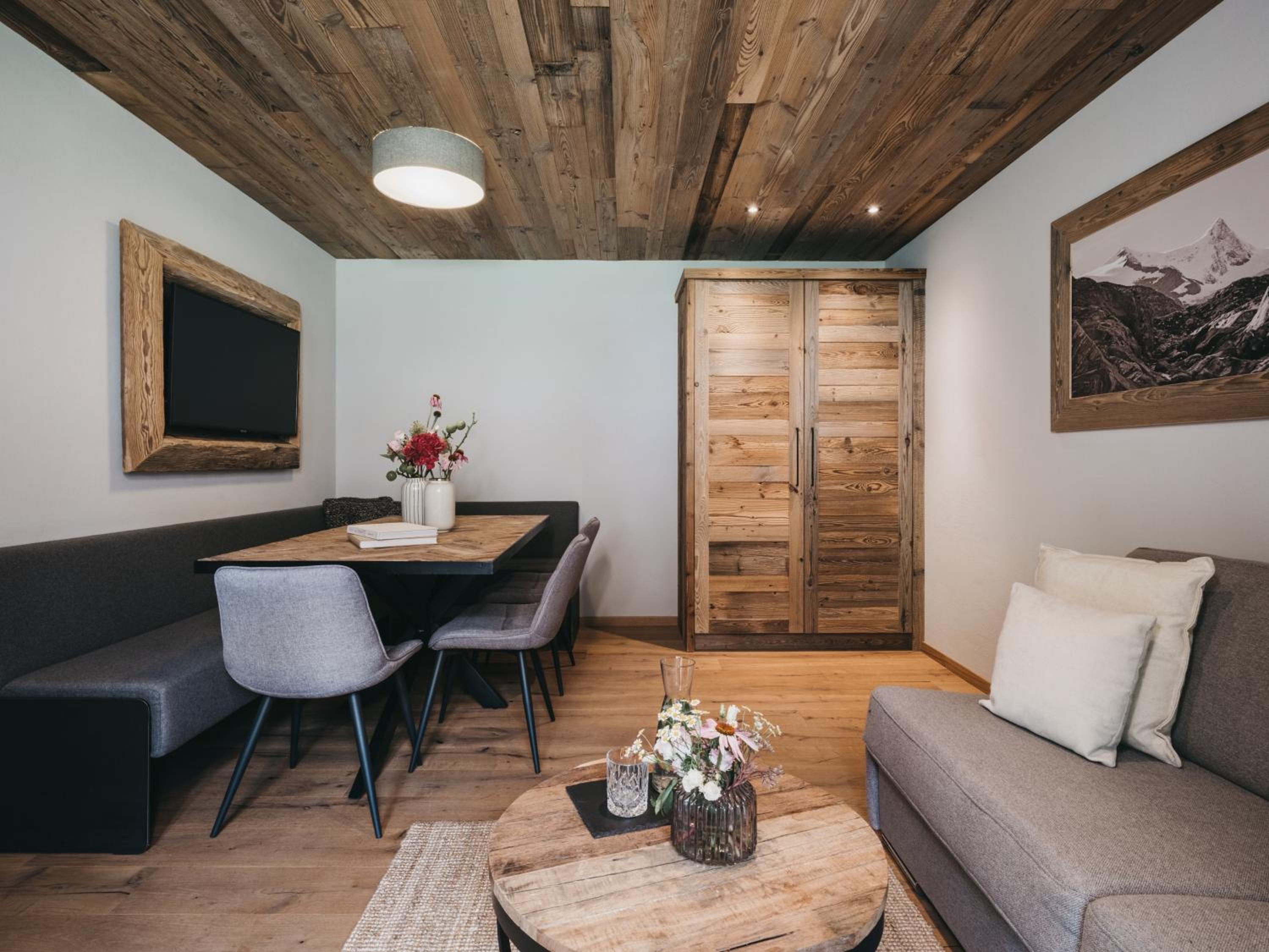 Two-Bedroom Apartment Superior II