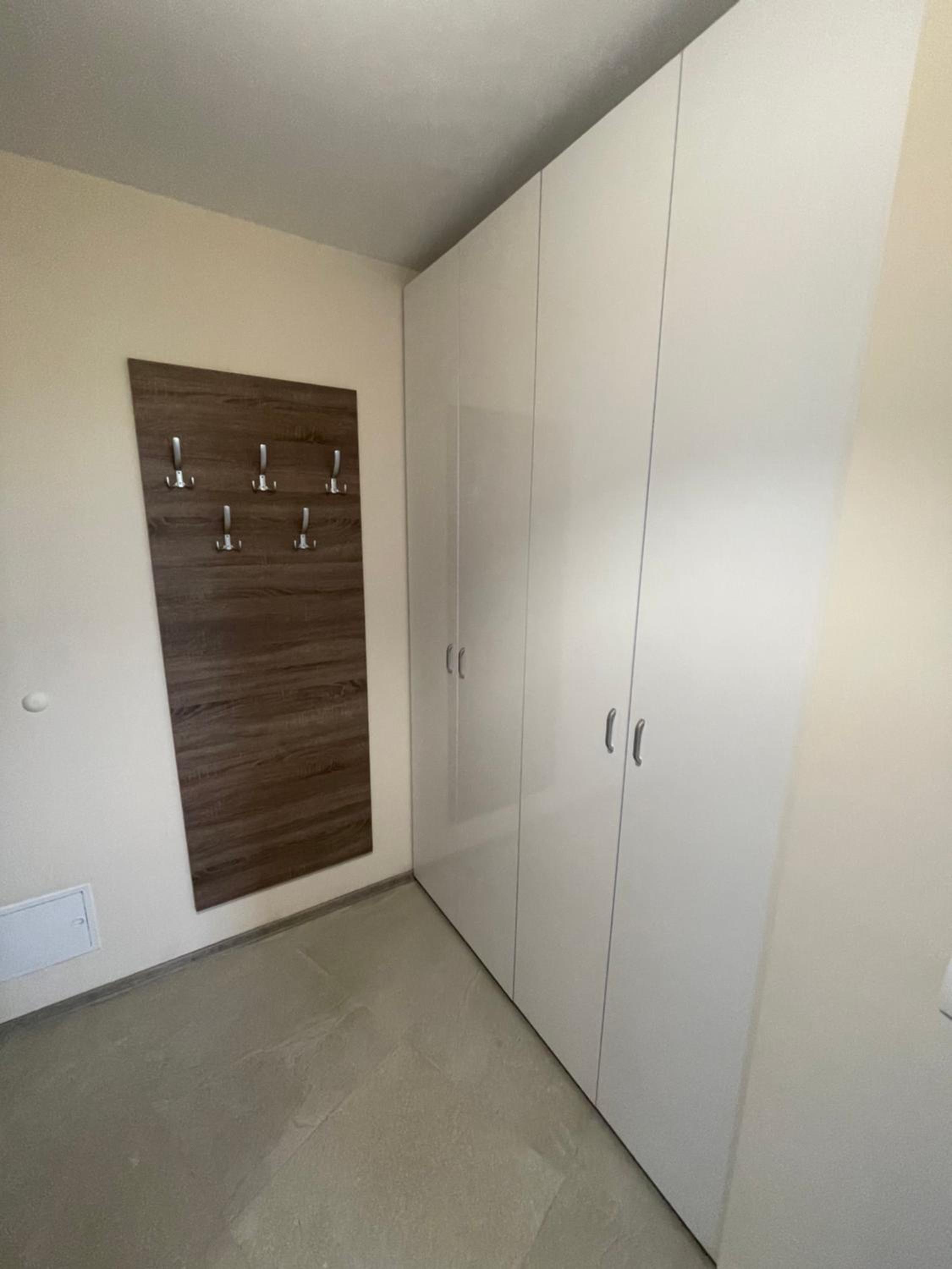 One-Bedroom Apartment - Photo 5