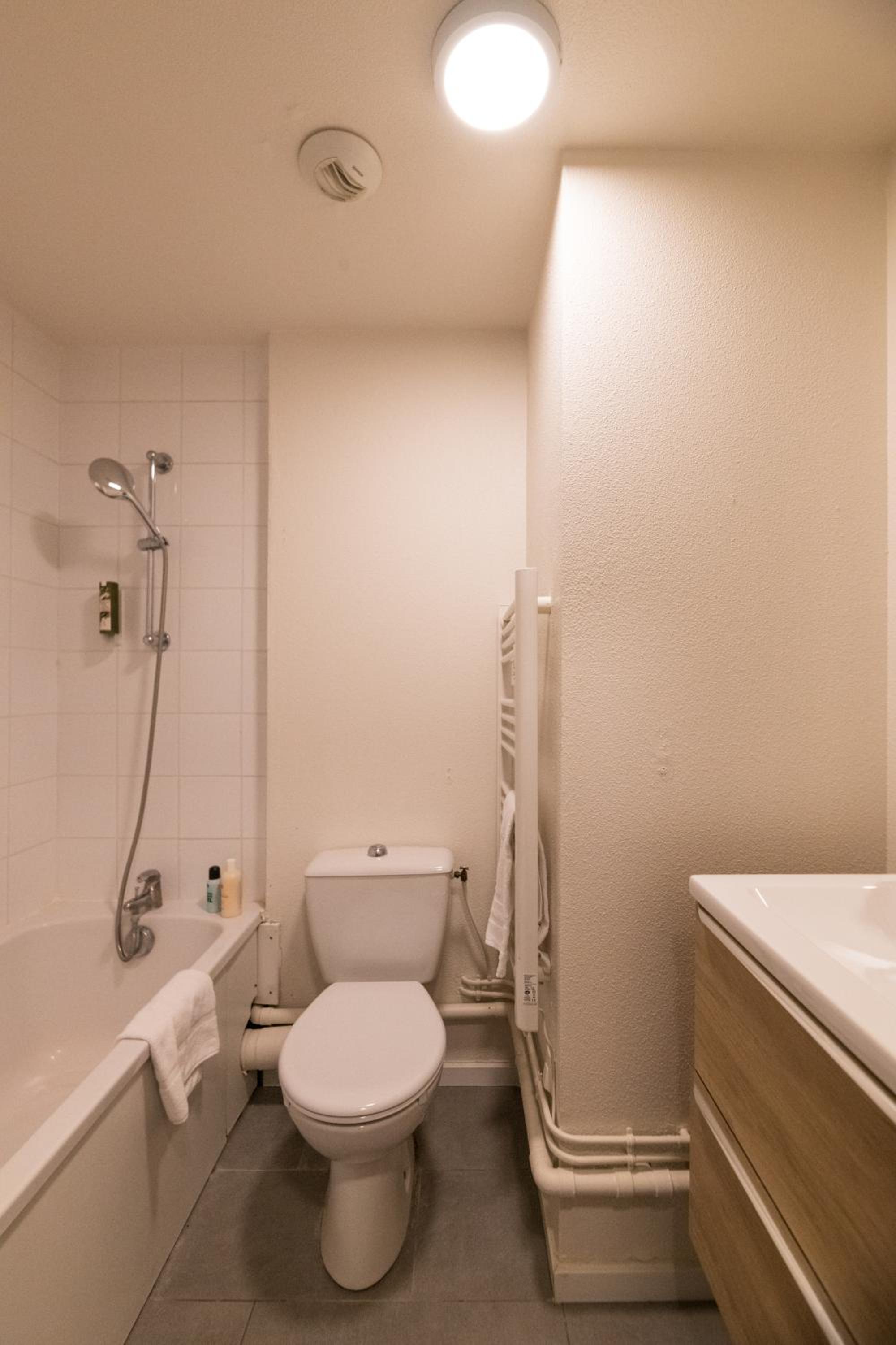 Studio Apartment (3 Adults) - Photo 3