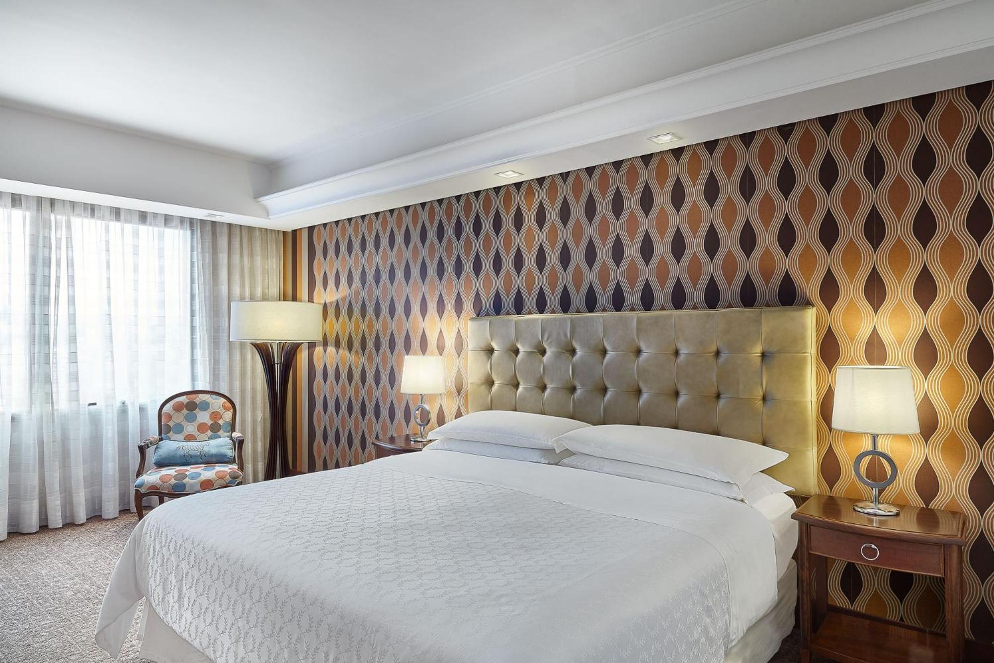 Superior King Room - Photo 21