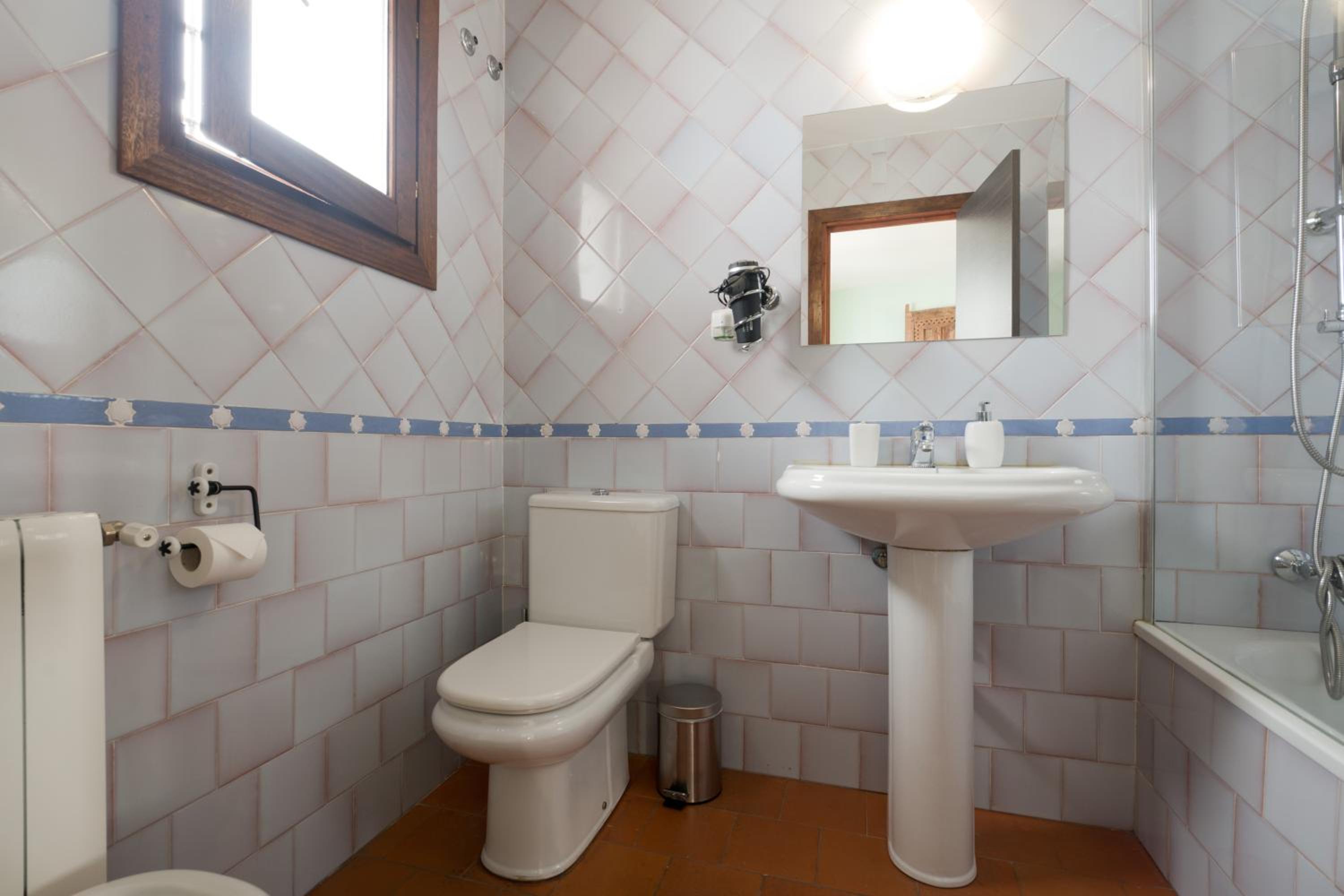 Deluxe Double Room with View to the Alhambra photo 2