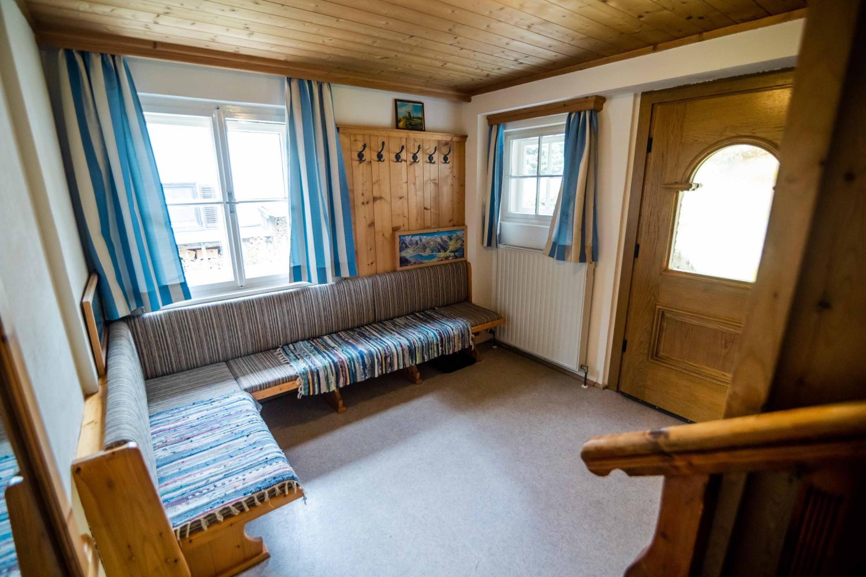 Three-Bedroom Chalet photo 1