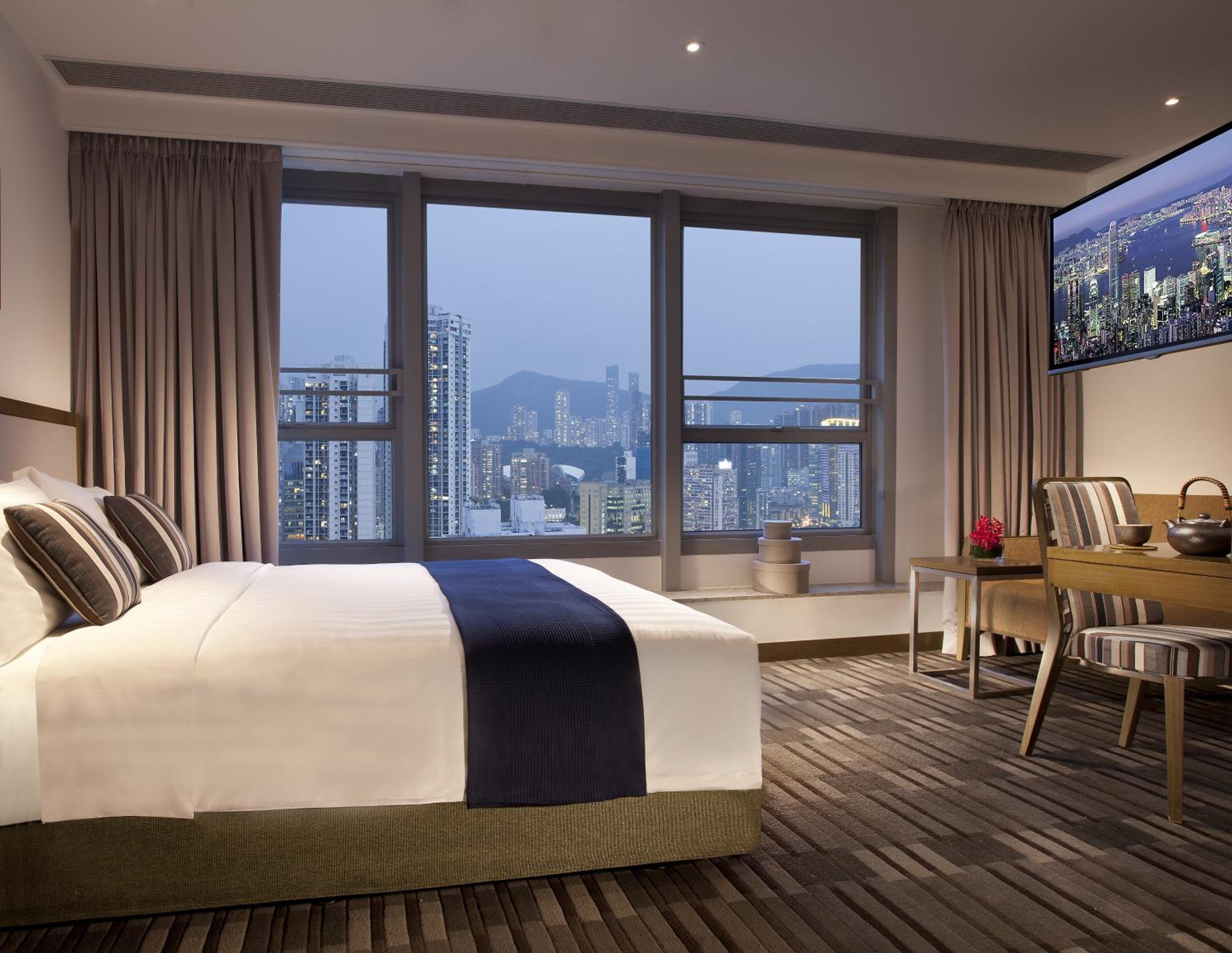 Premier Room