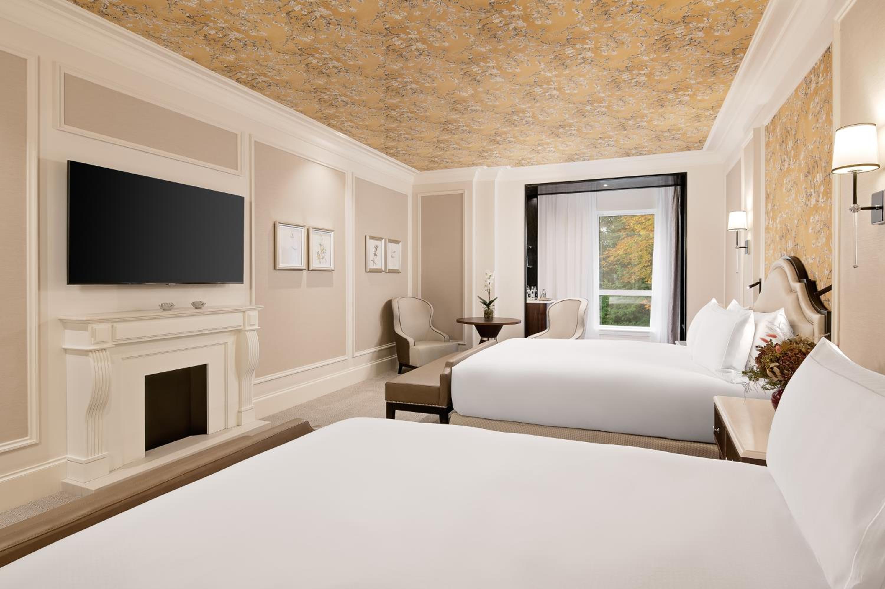 Fairmont Double Room - Photo 2