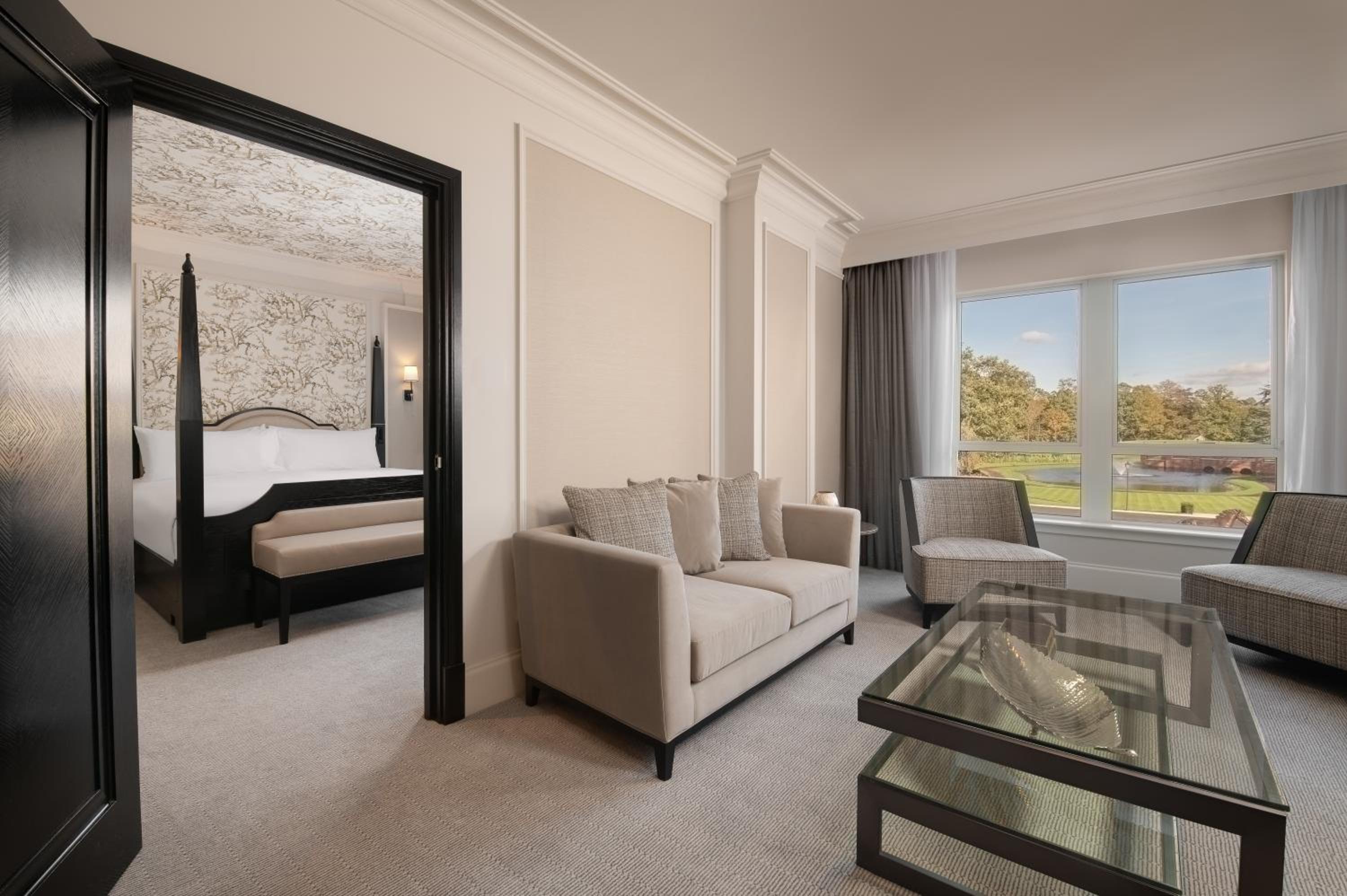 Fairmont One Bedroom King Suite - Photo 2