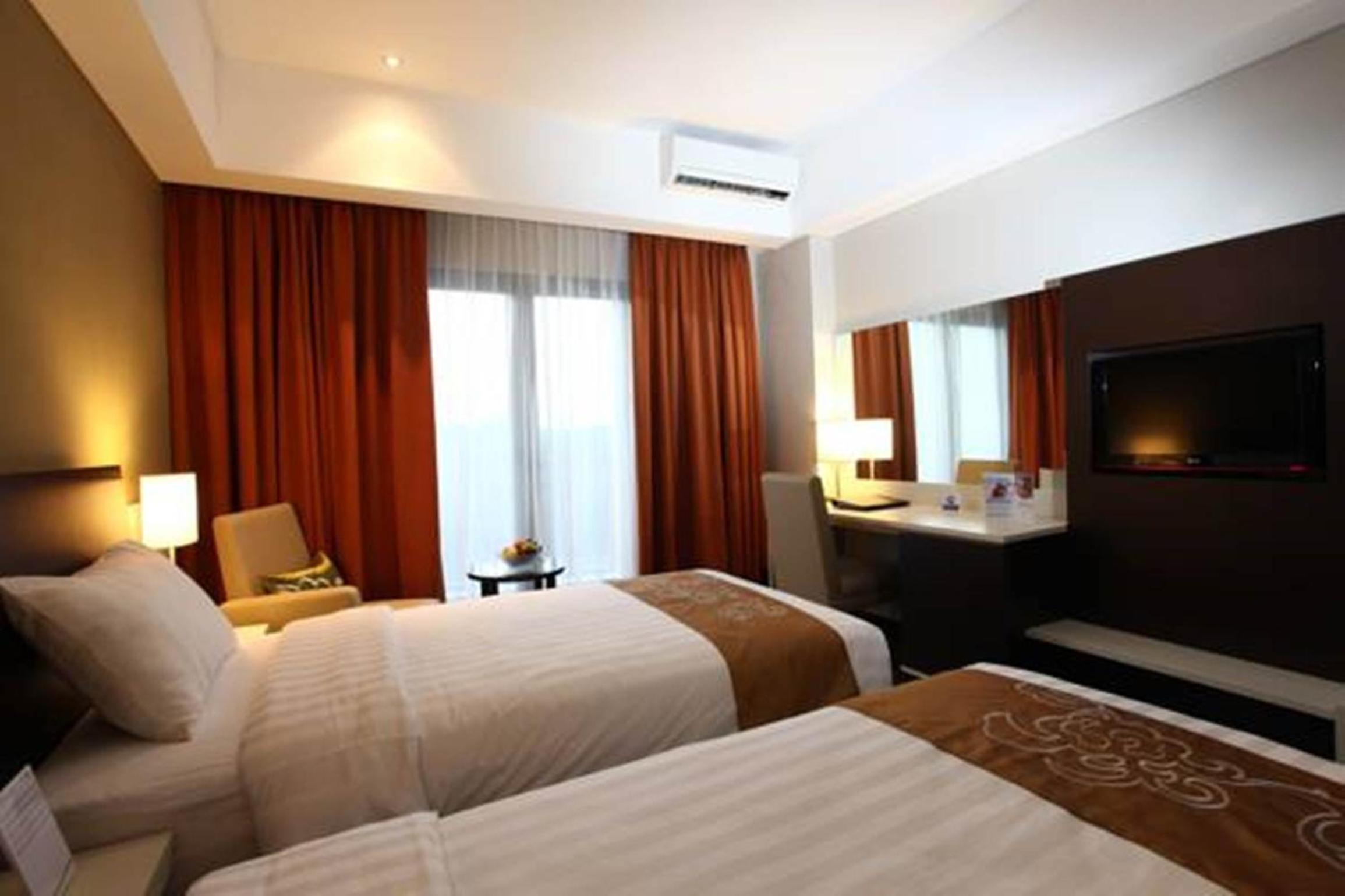 Deluxe Twin Room - Photo 2
