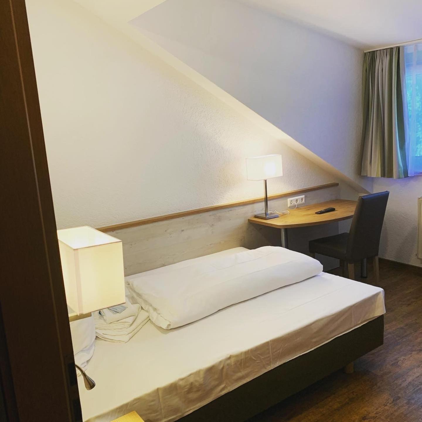 Single Room photo 3