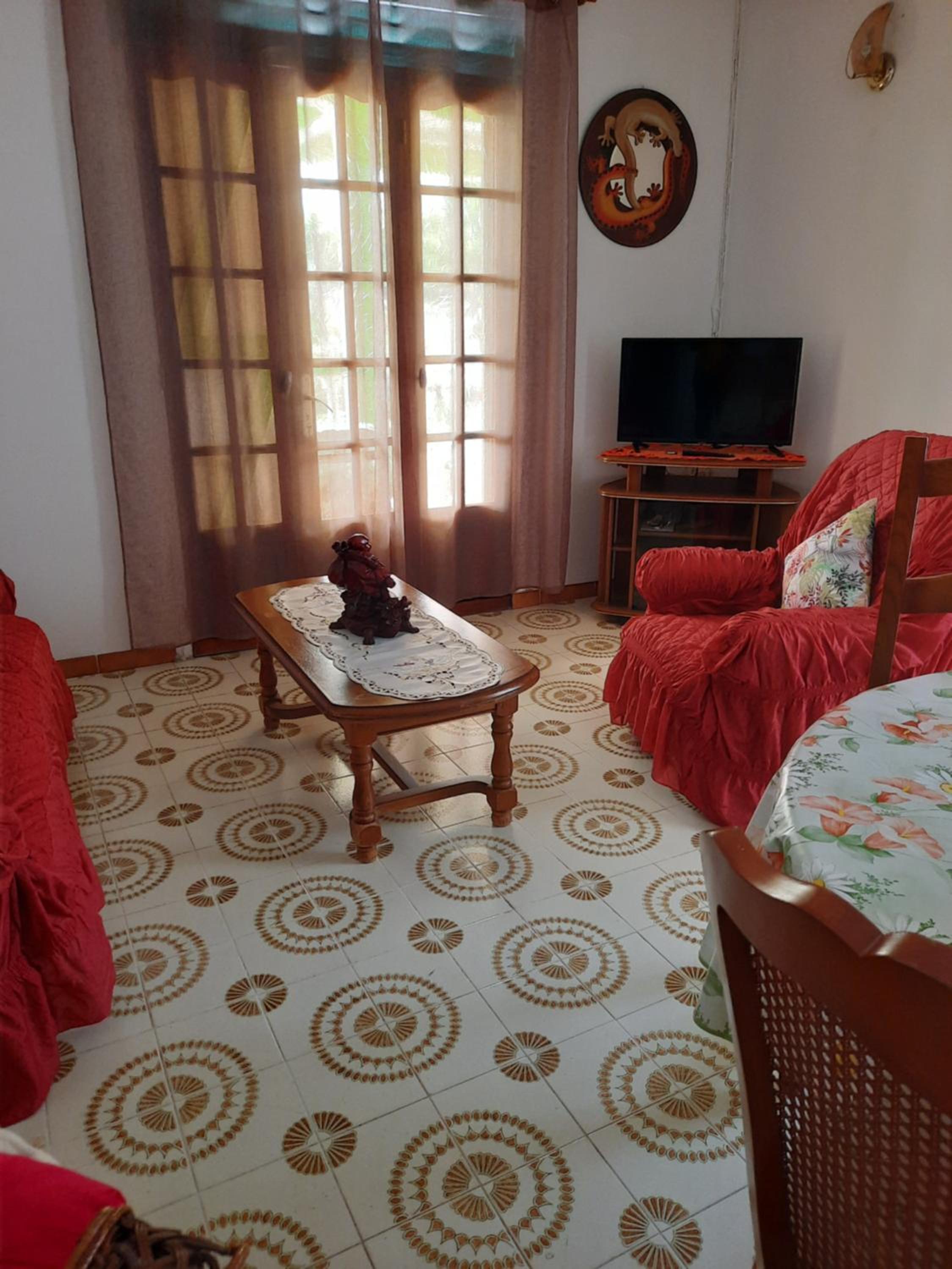 Two-Bedroom Apartment - Photo 3