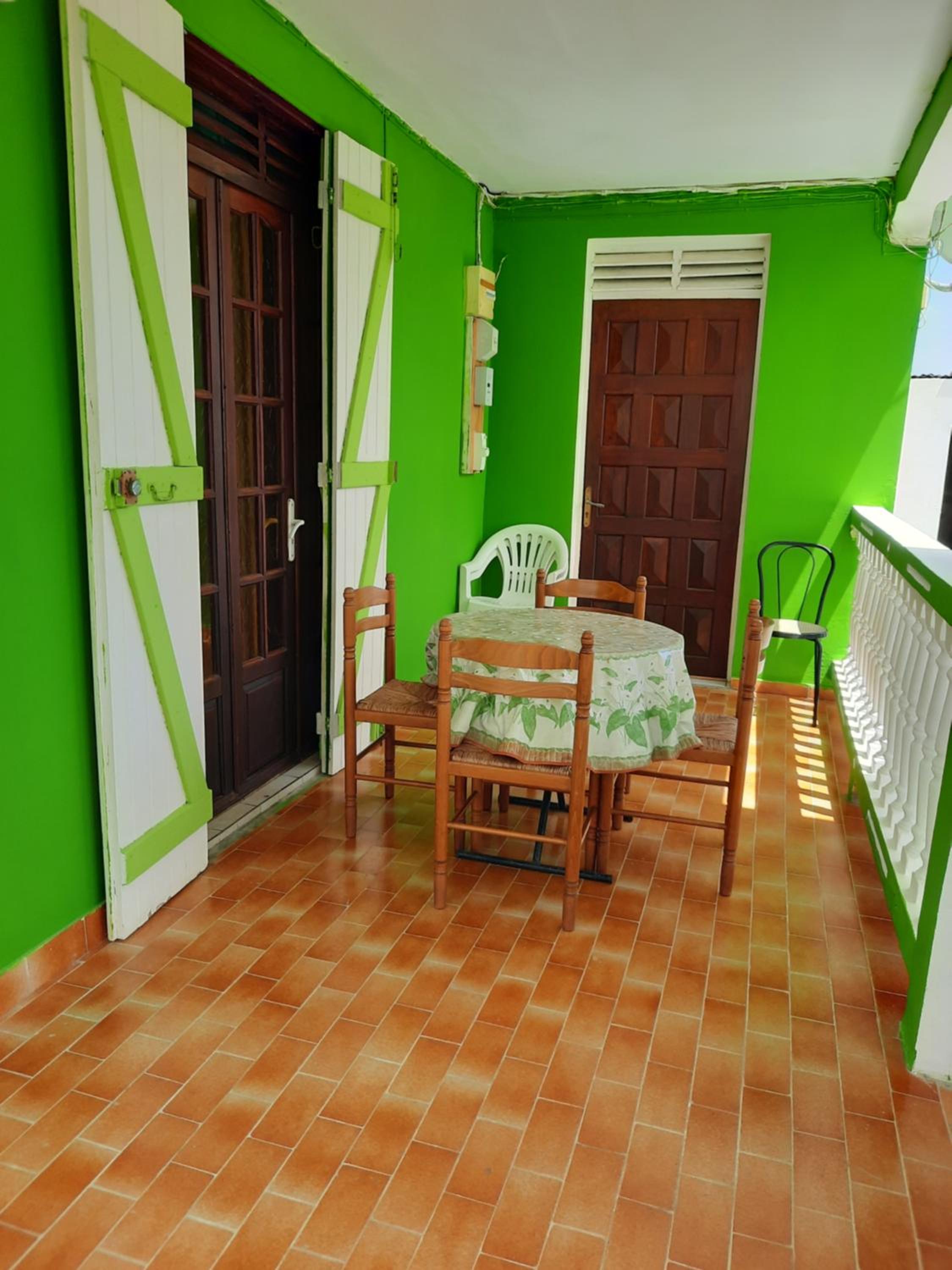 Two-Bedroom Apartment - Photo 8