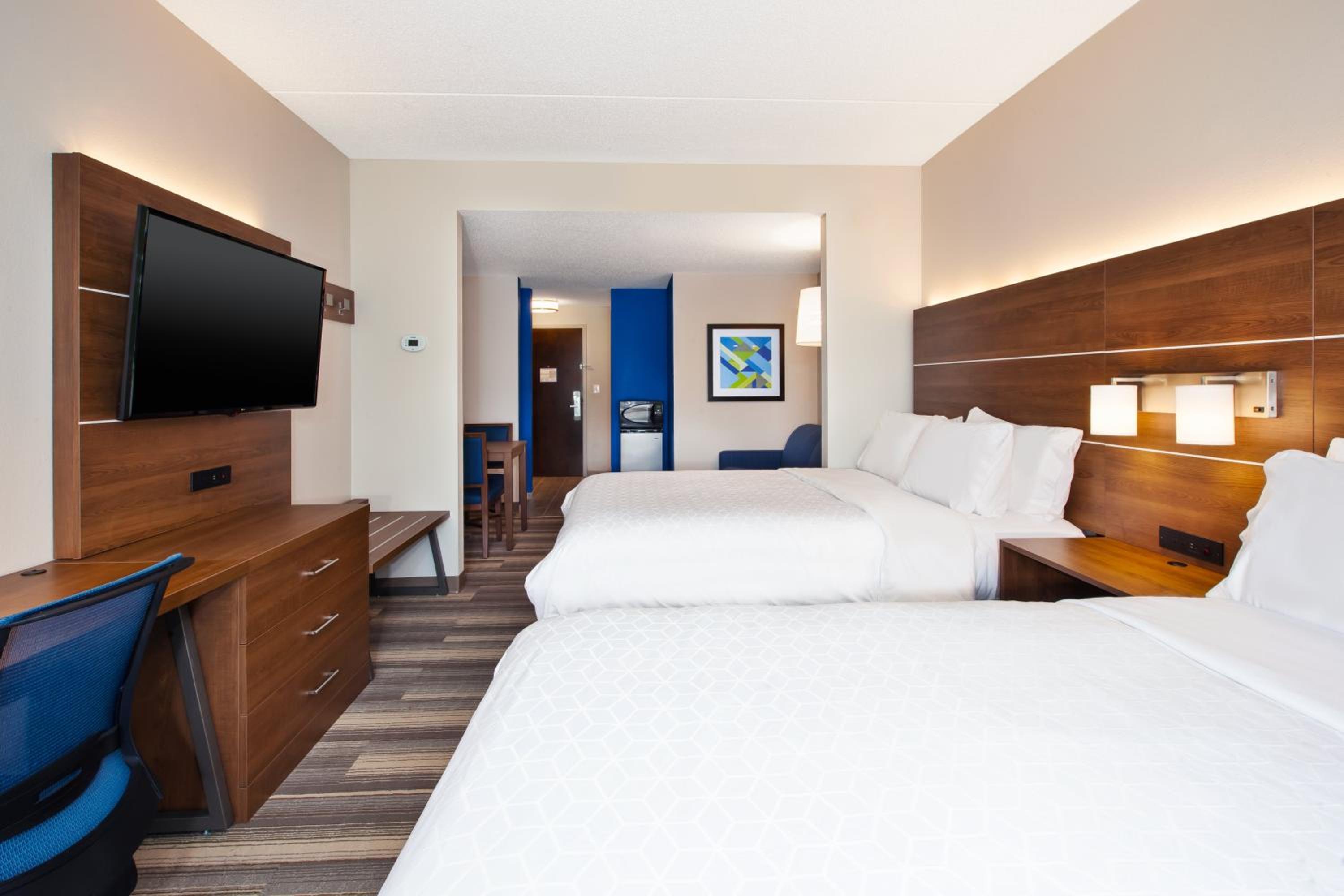 Suite with Two Beds - Non-Smoking - Photo 4