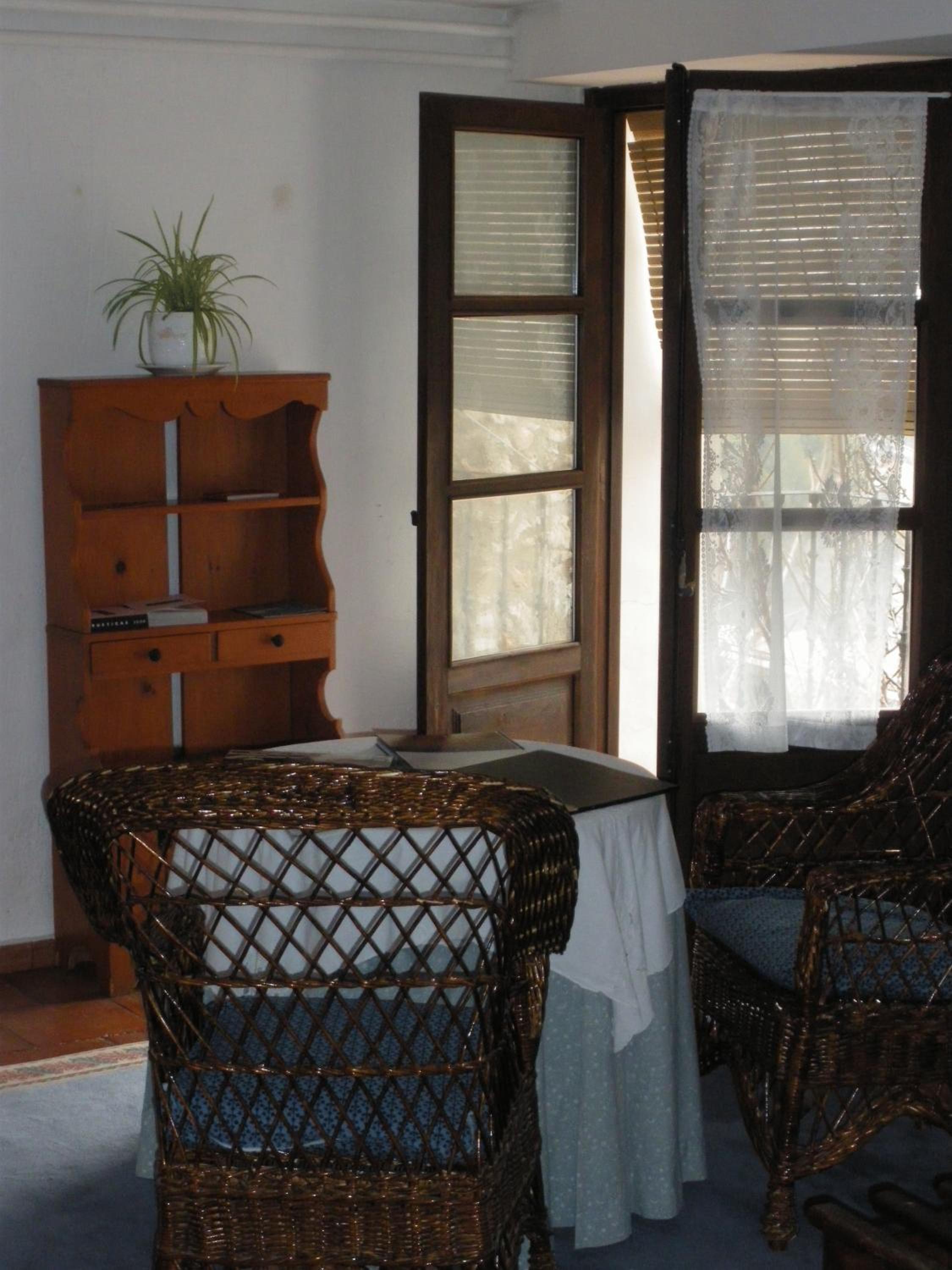 Twin Room with Mountain View - Photo 4
