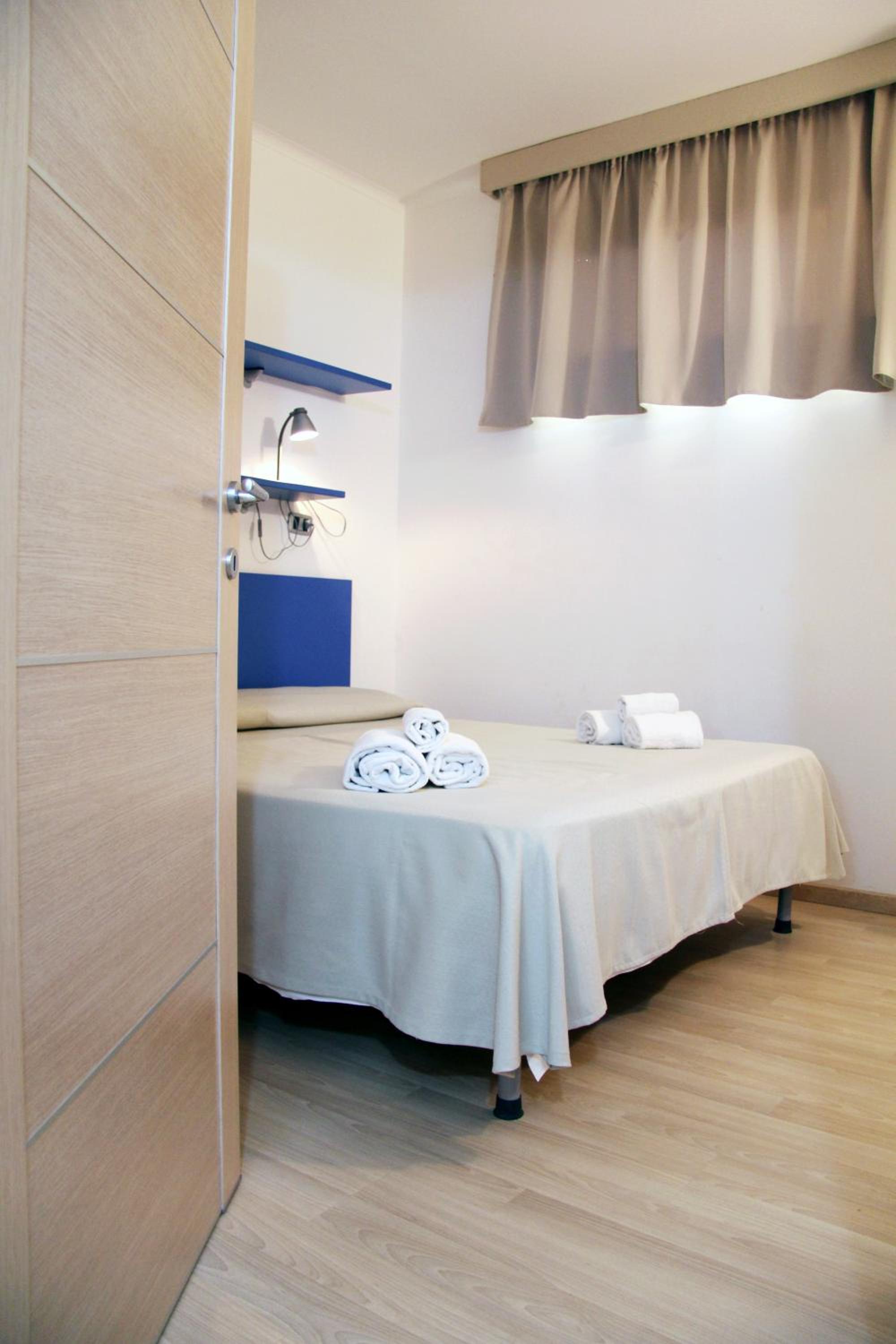 One-Bedroom Apartment (2 - 4 Adults) - Photo 32