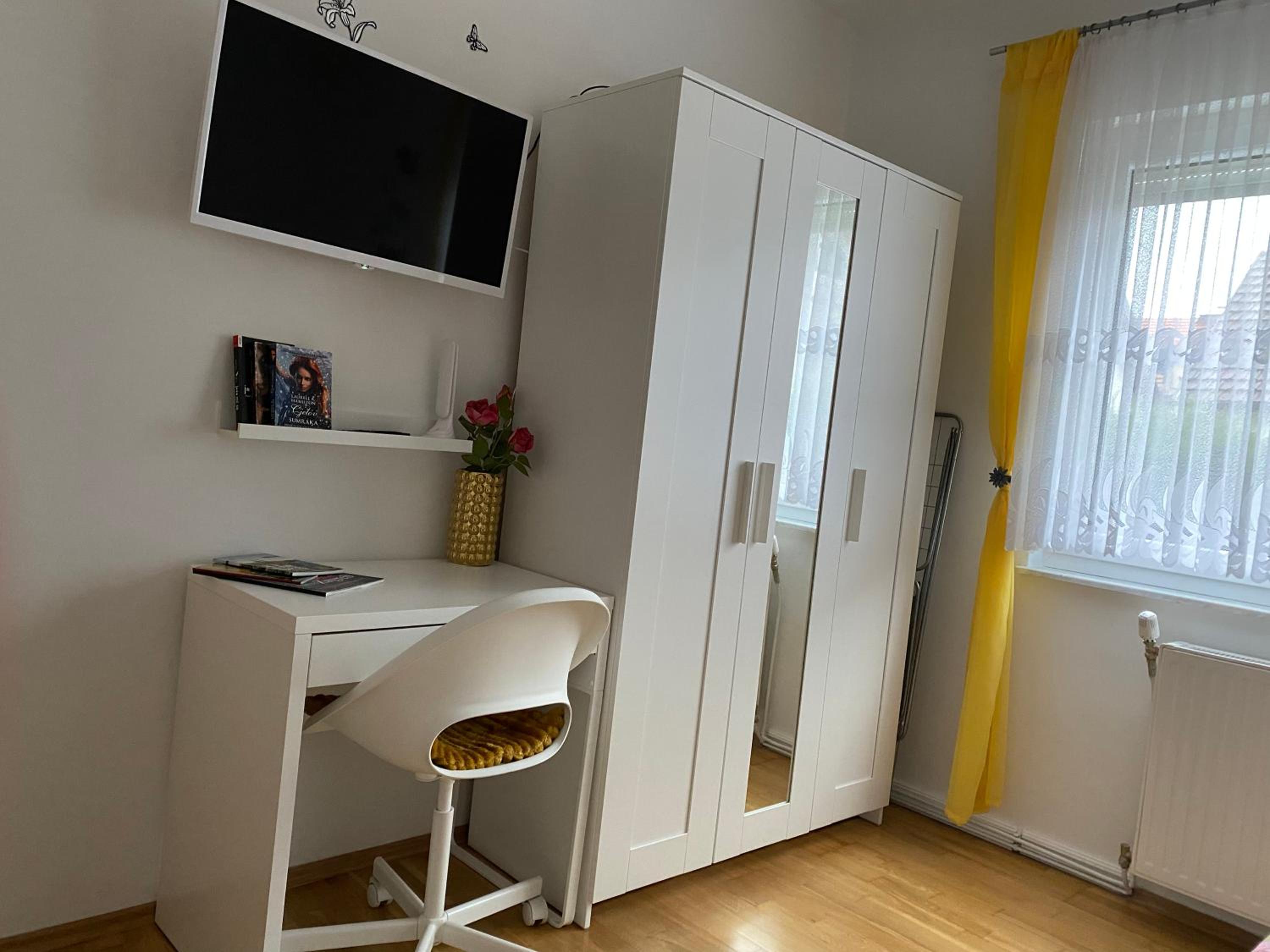 Apartment - Photo 22