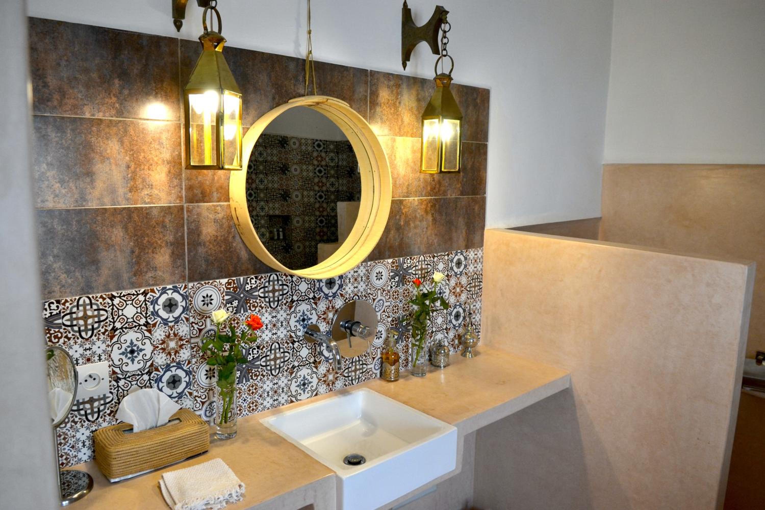 Triple Room with Private Bathroom - Photo 3