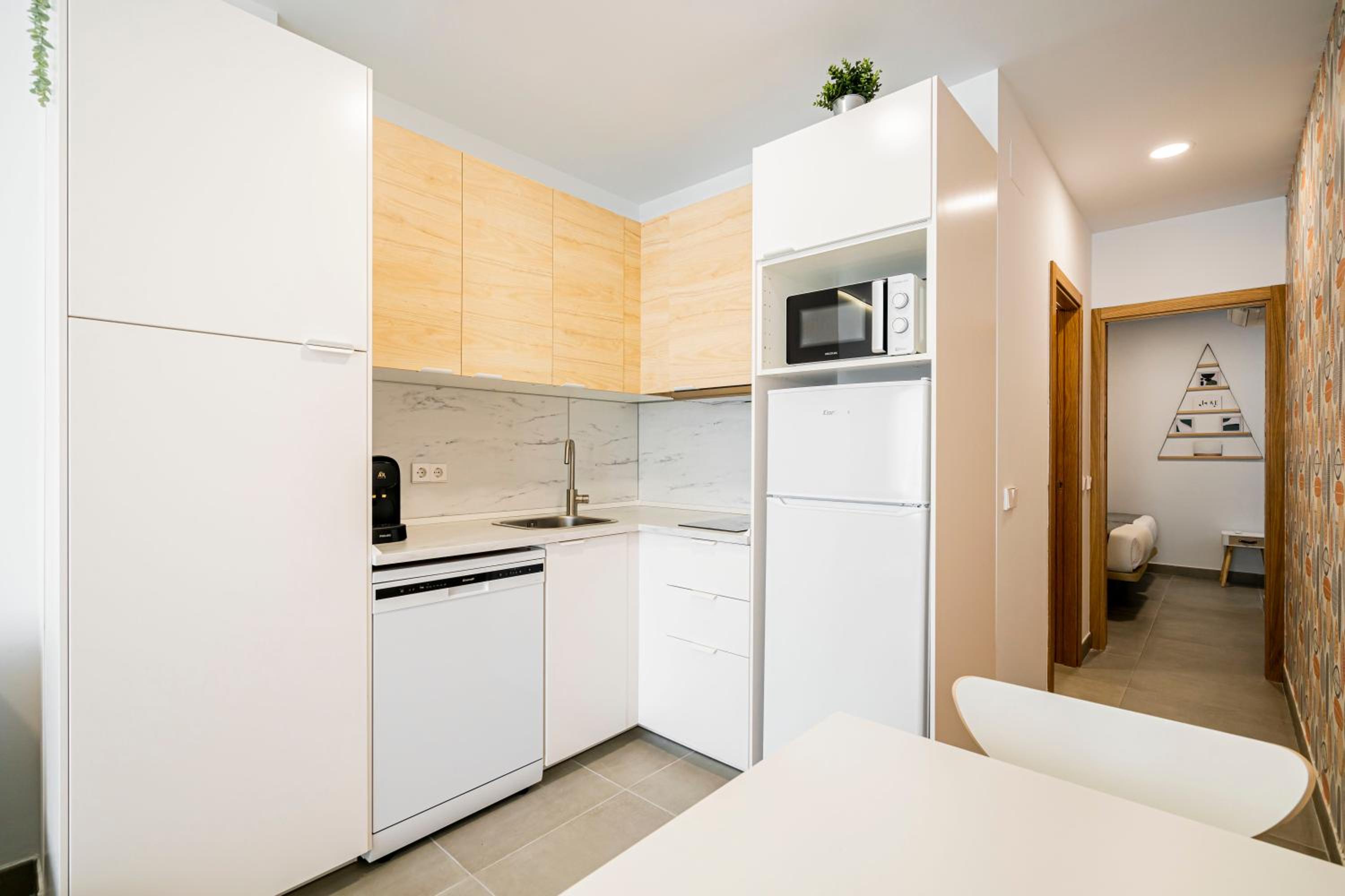 One-Bedroom Apartment photo 2