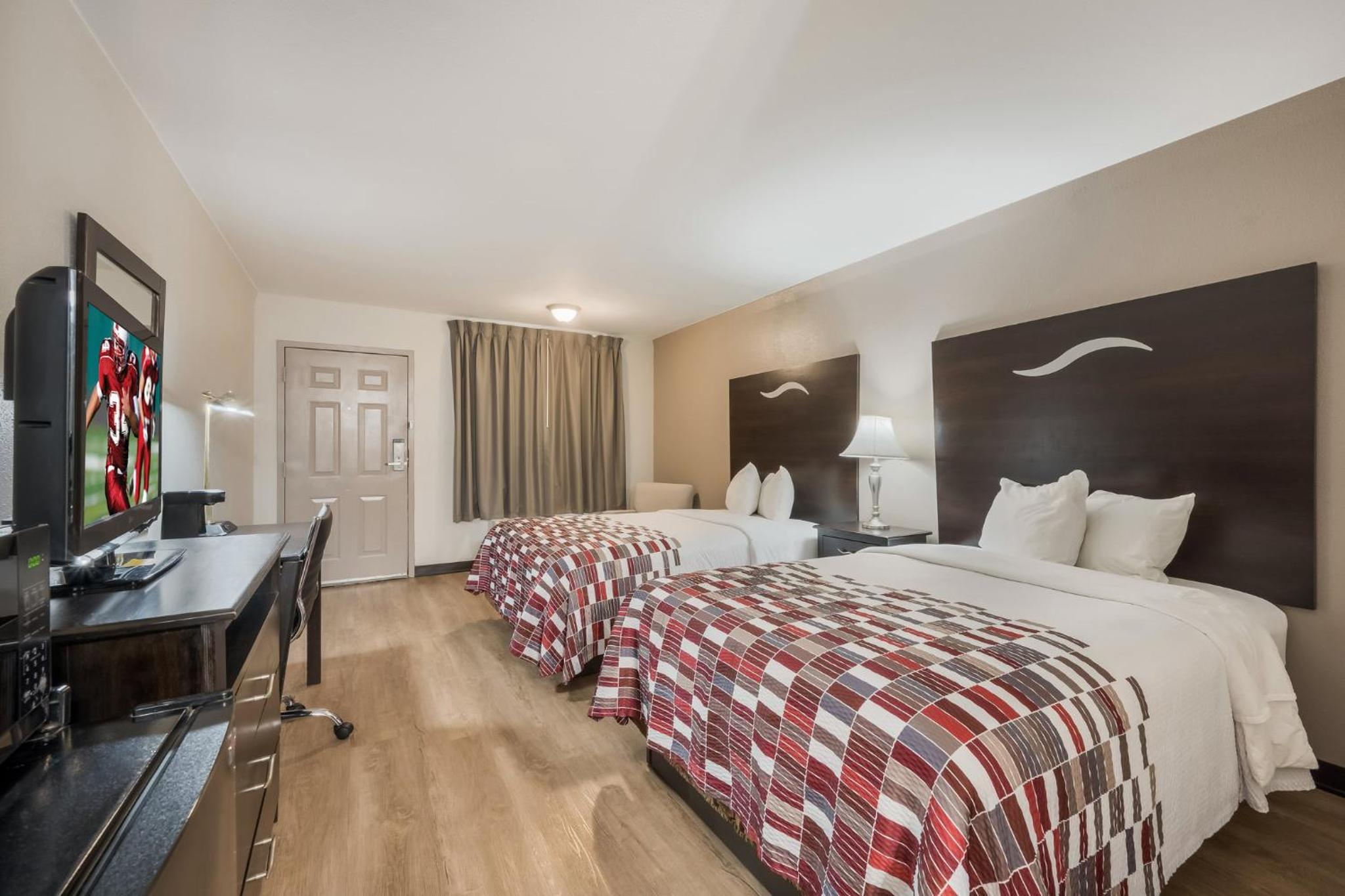 Superior Room with Two Double Beds Non-Smoking - Photo 3