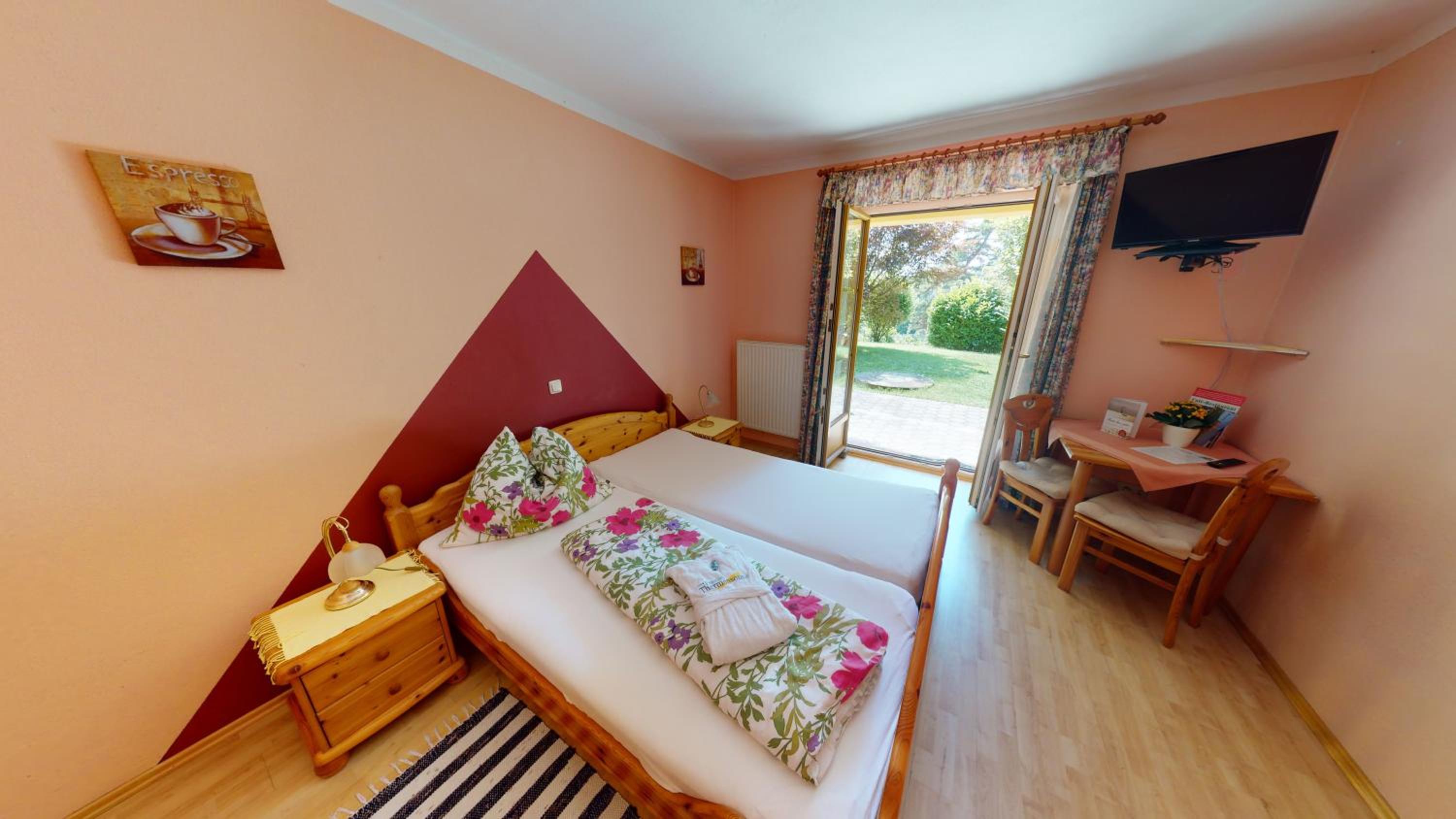 Single Room photo 1