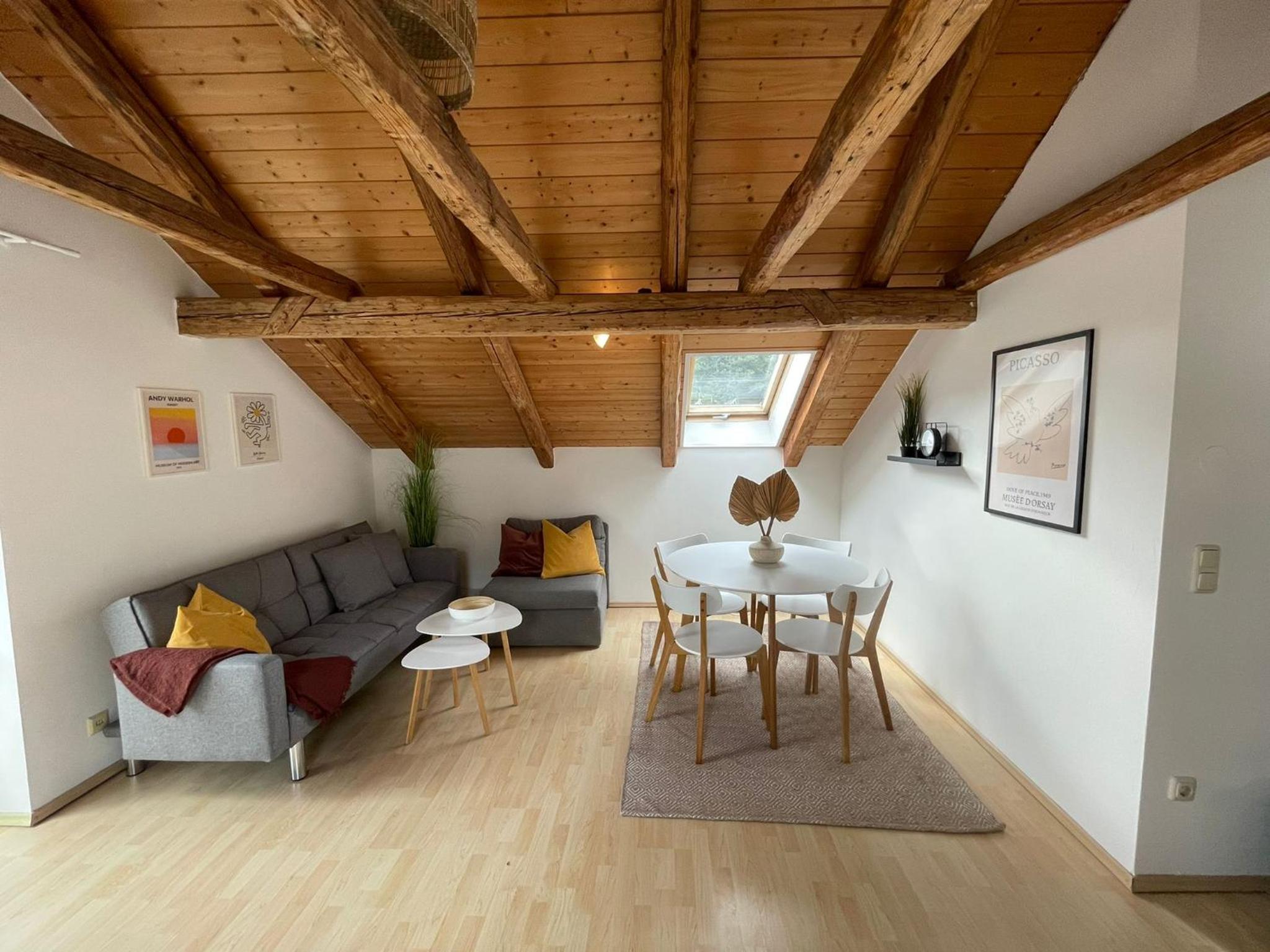 Apartment with Balcony photo 1