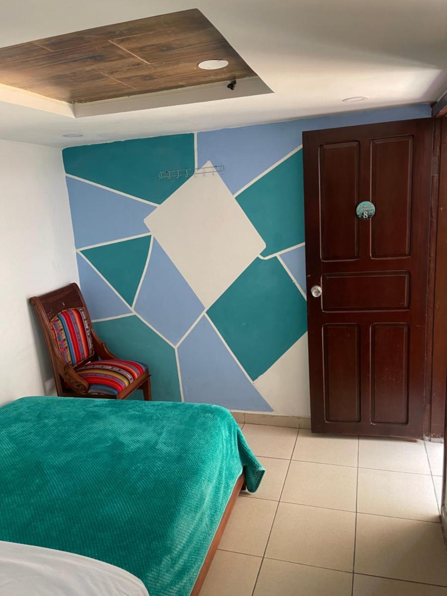 Single Room with Private Bathroom photo 2