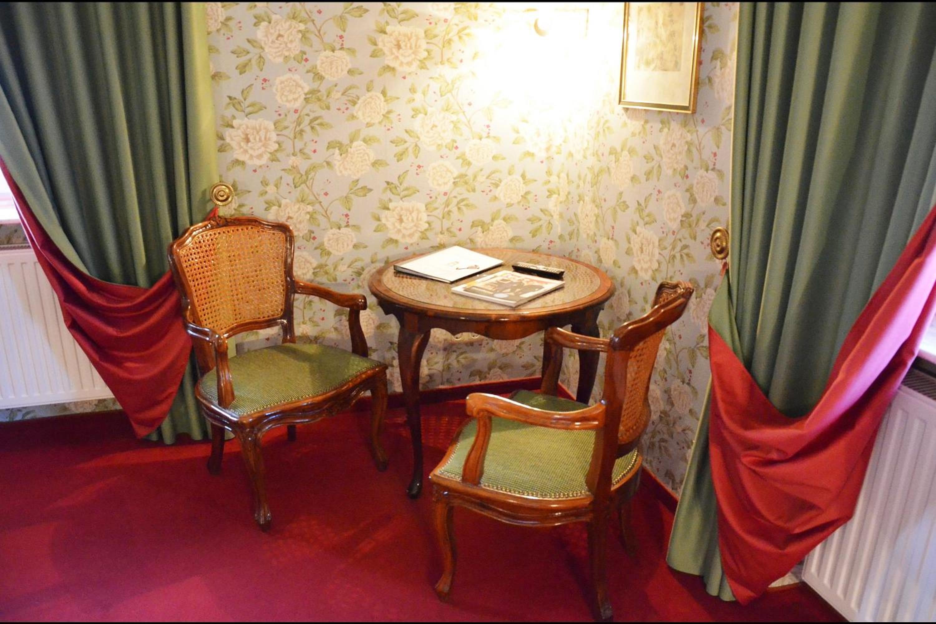 Double Room - Photo 15