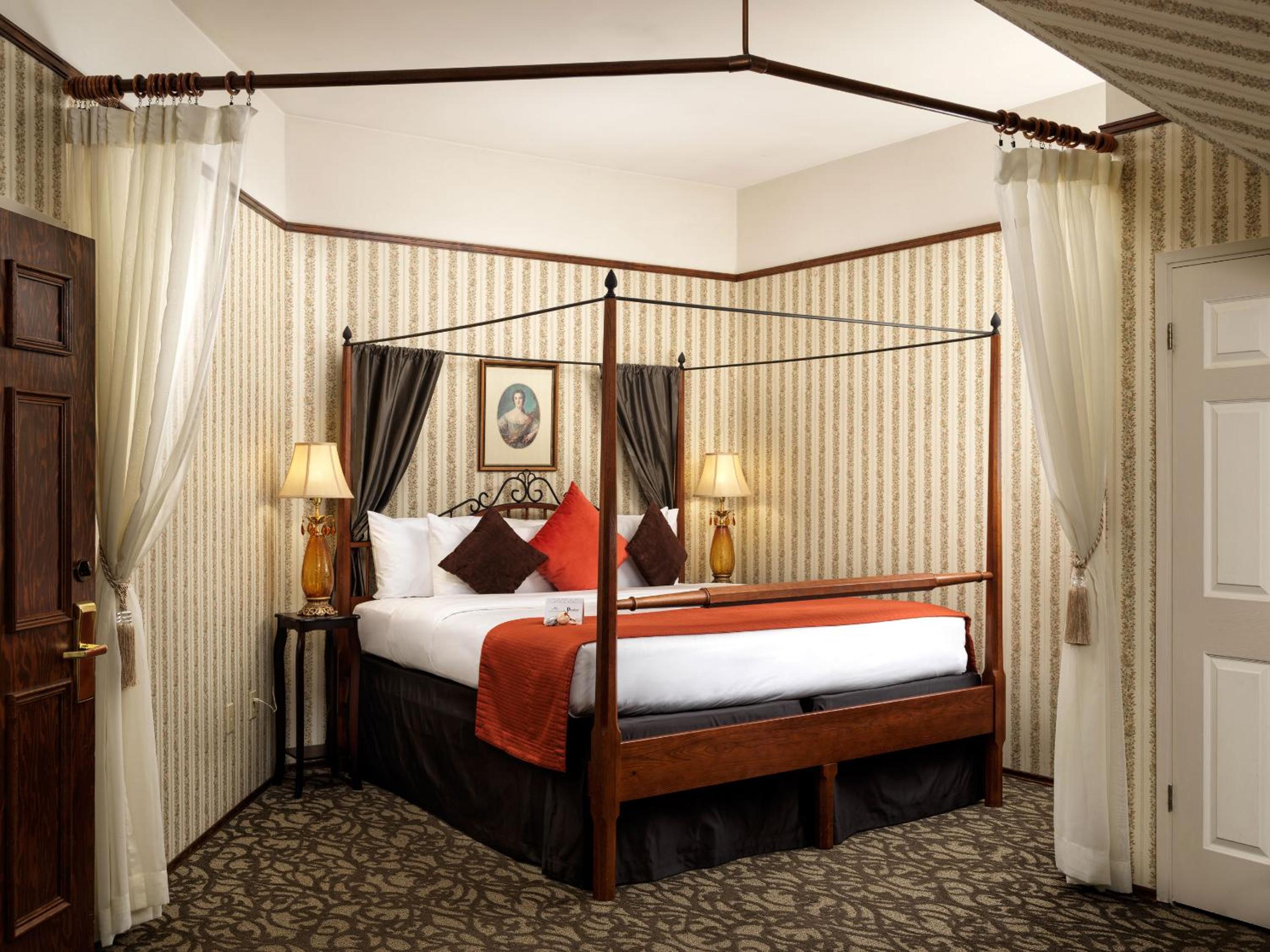 Victoria Room