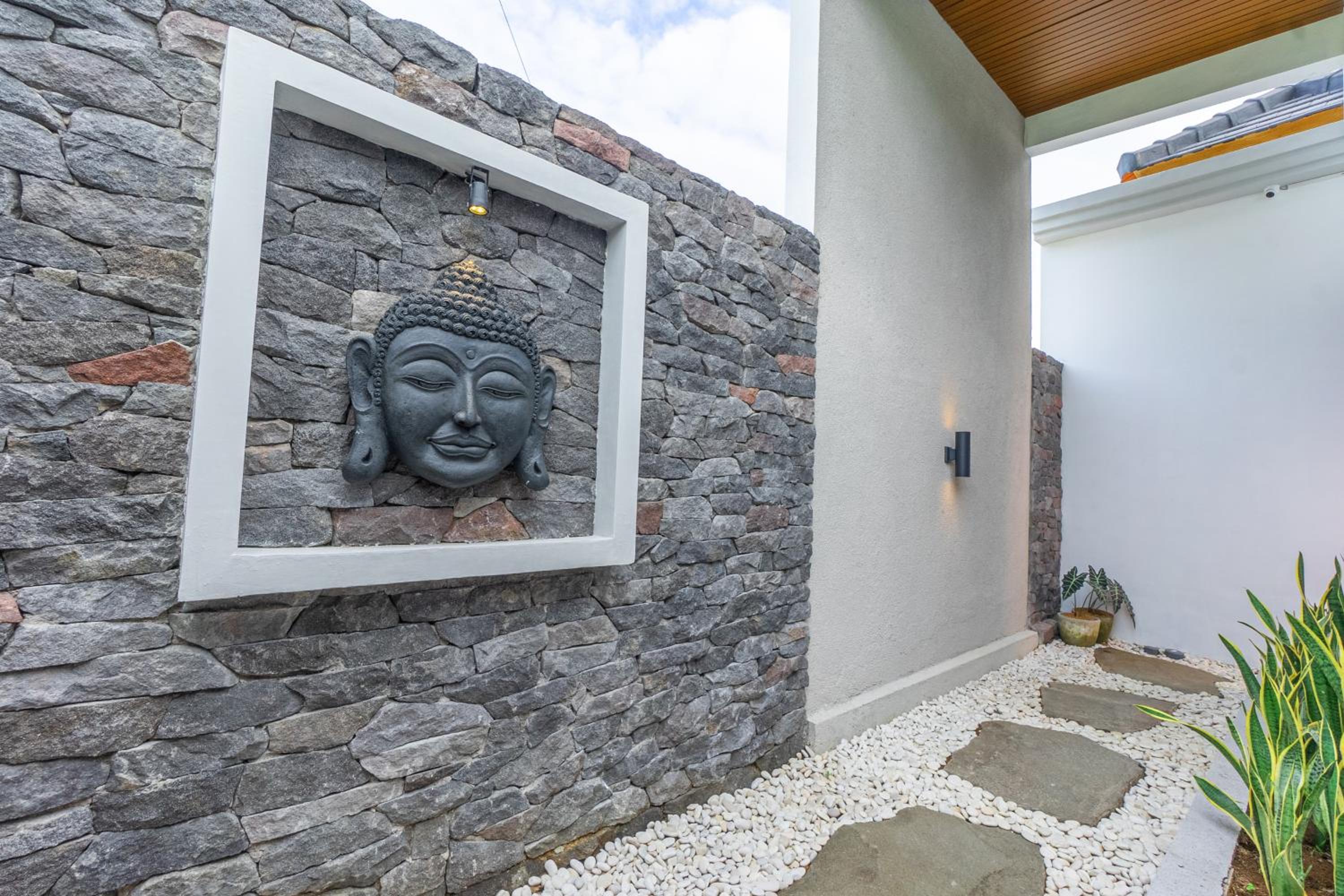 Two-Bedroom Villa - Photo 5